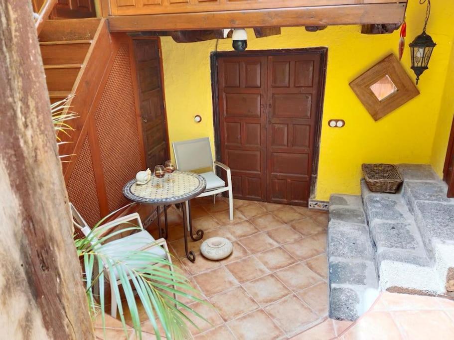 Two-Bedroom House photo 2