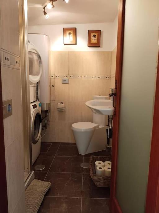 Two-Bedroom House photo 3