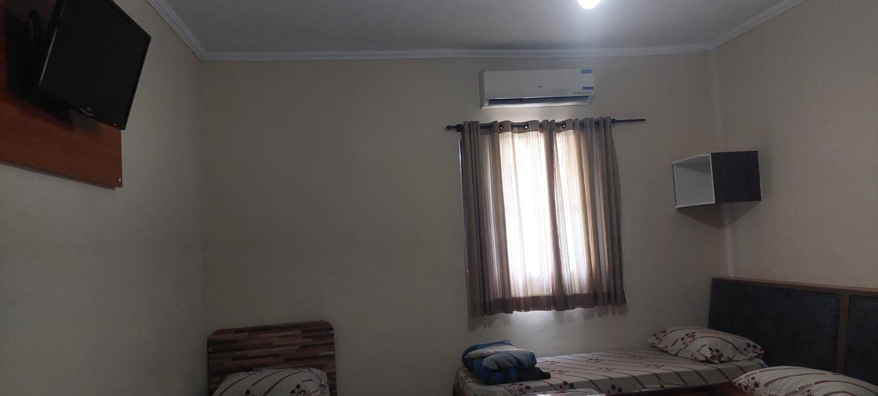 Deluxe Family Room photo 3