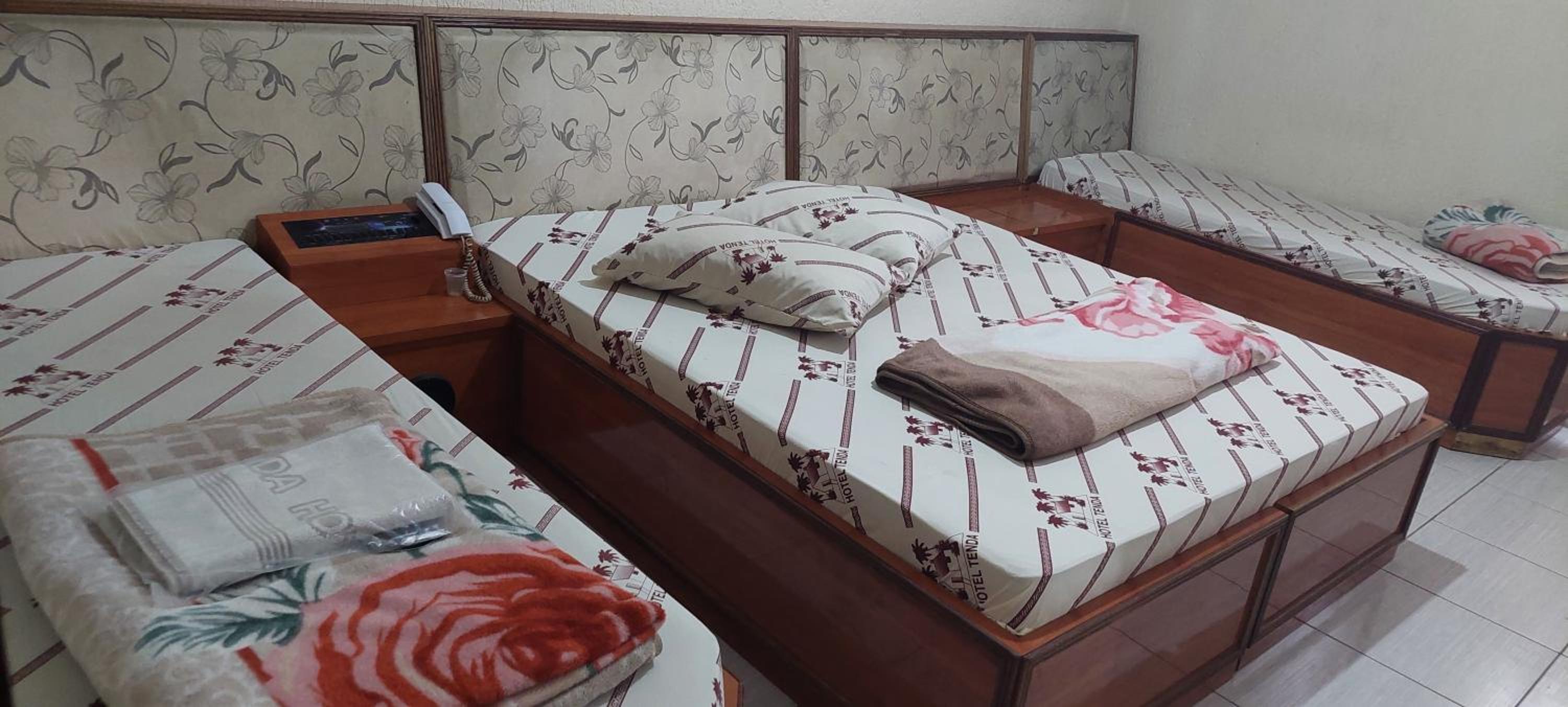 Classic Triple Room photo 2