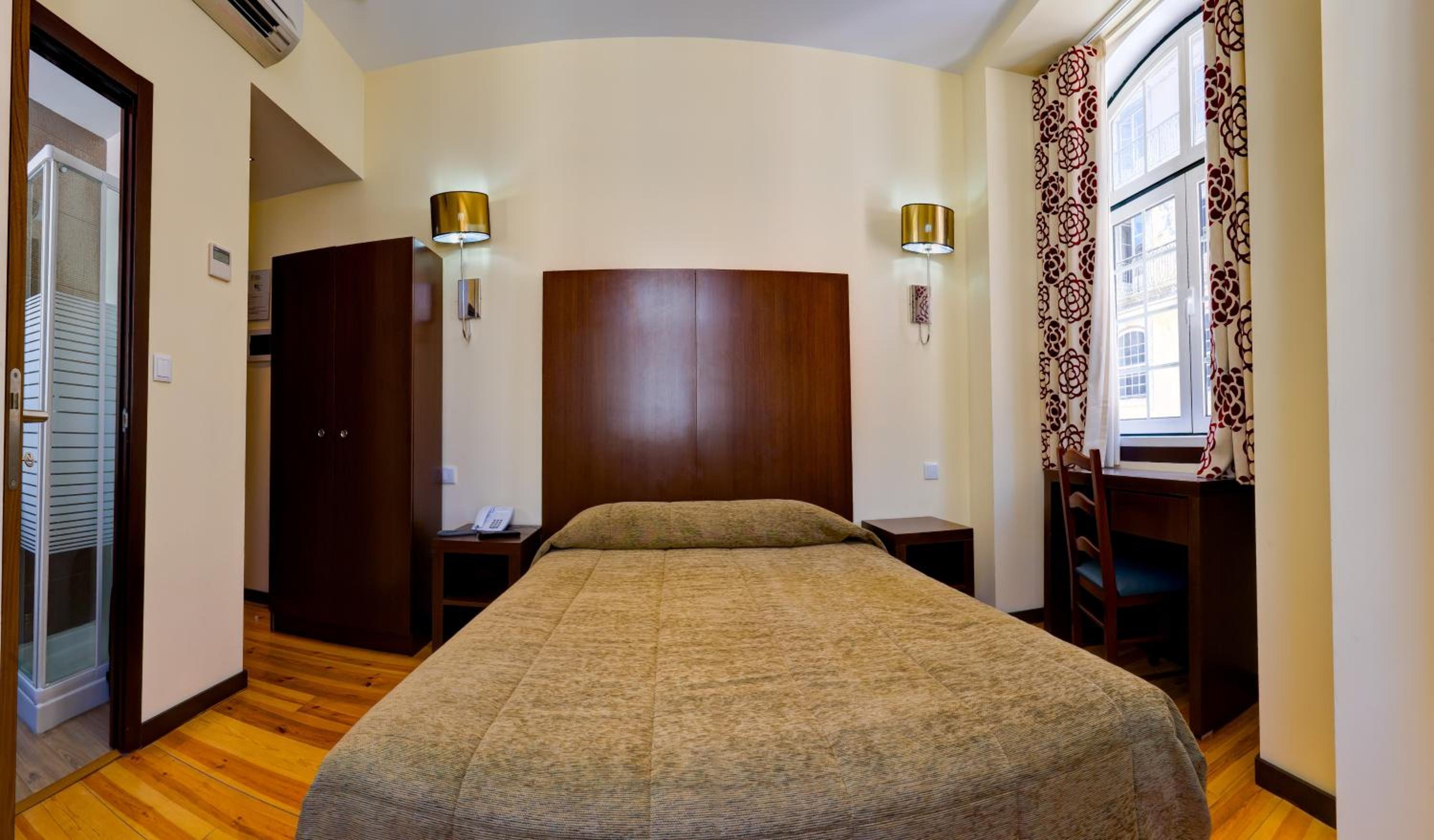 Double Room - Photo 1