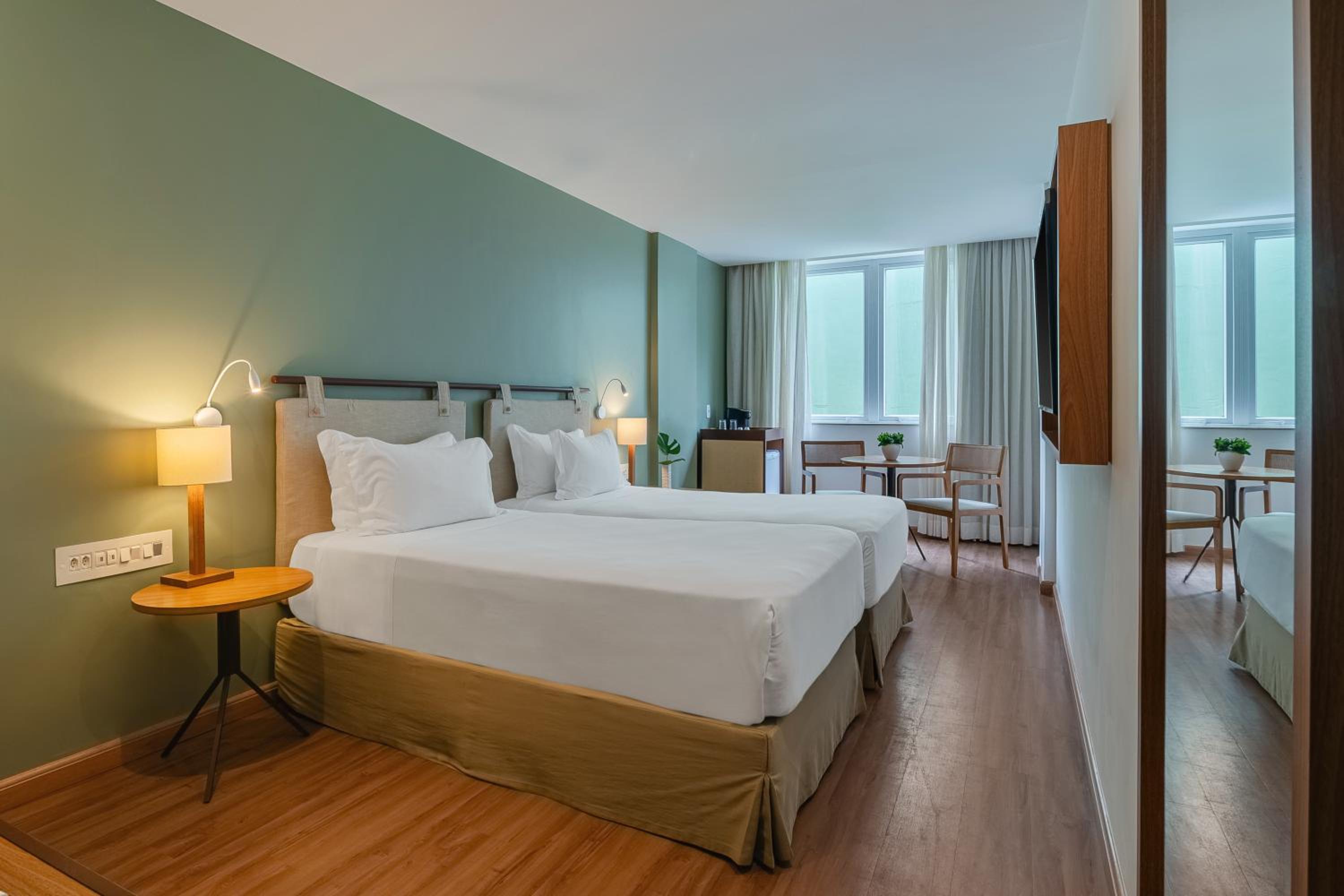 Classic Twin Room - Photo 6
