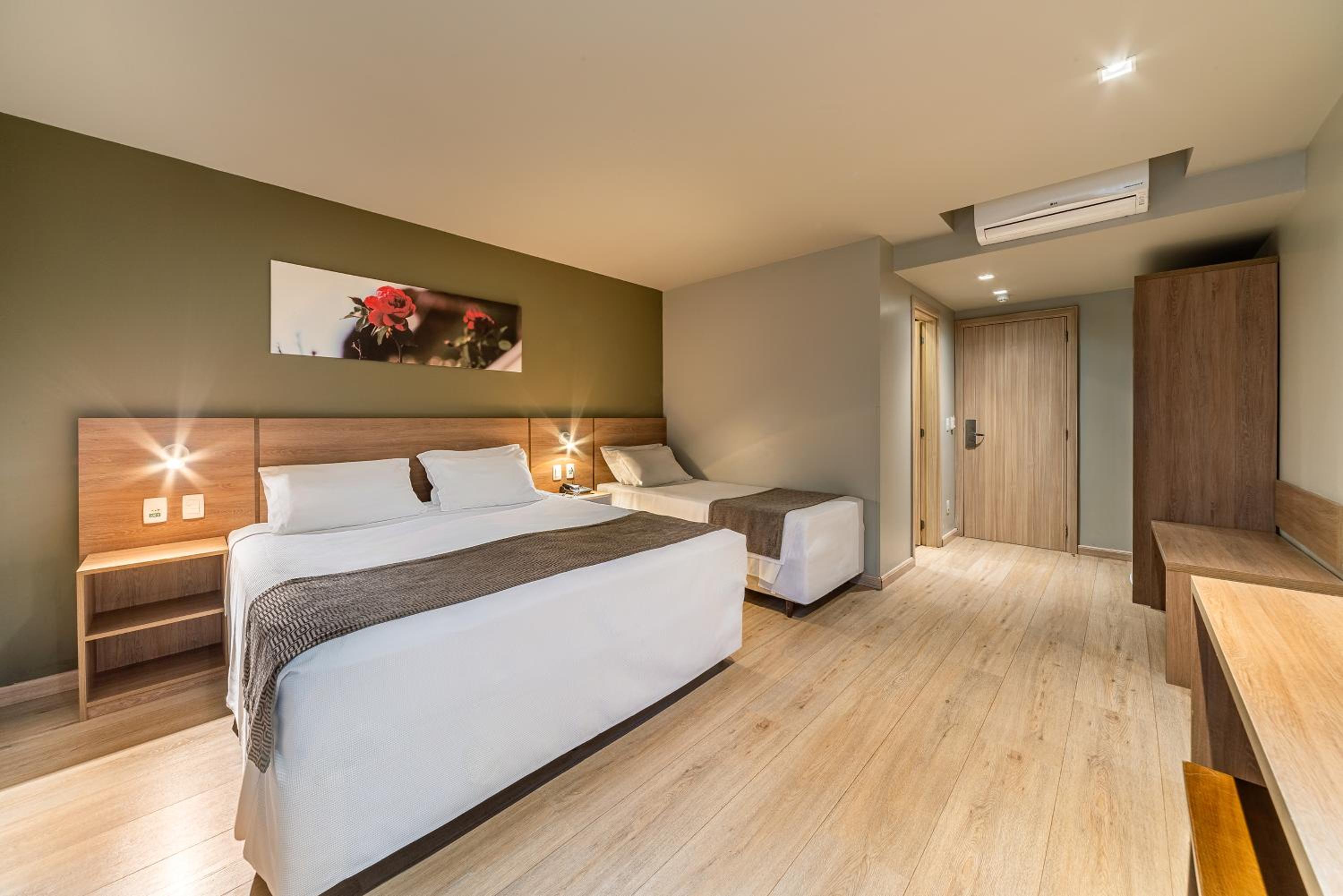 Luxury Triple Room