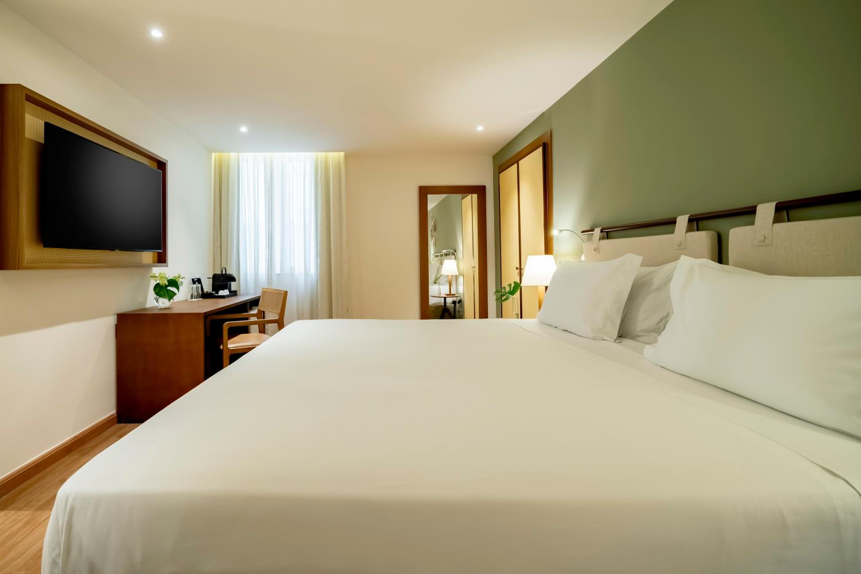 Superior Double Room - Photo 7