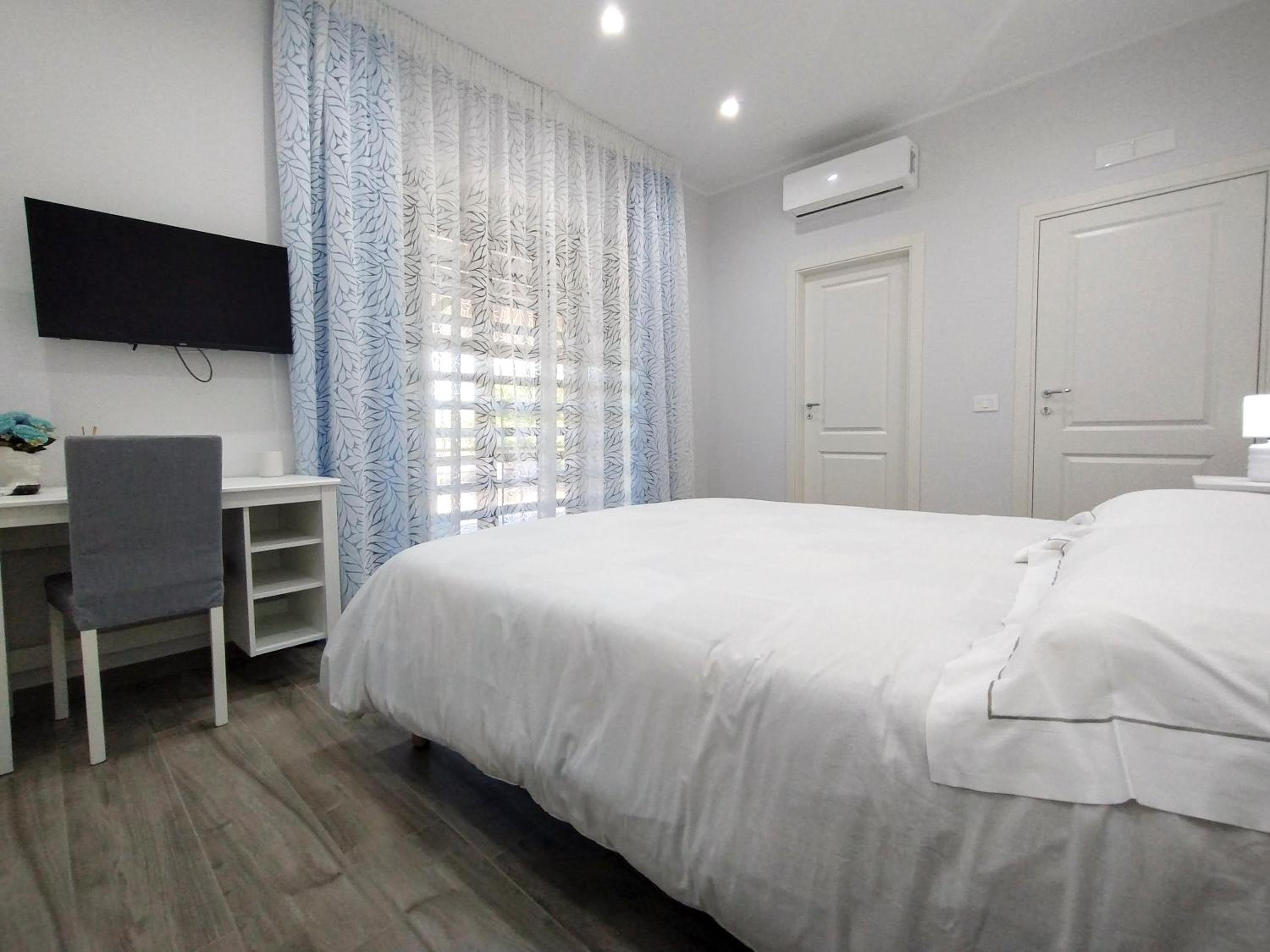 Triple Room with Terrace