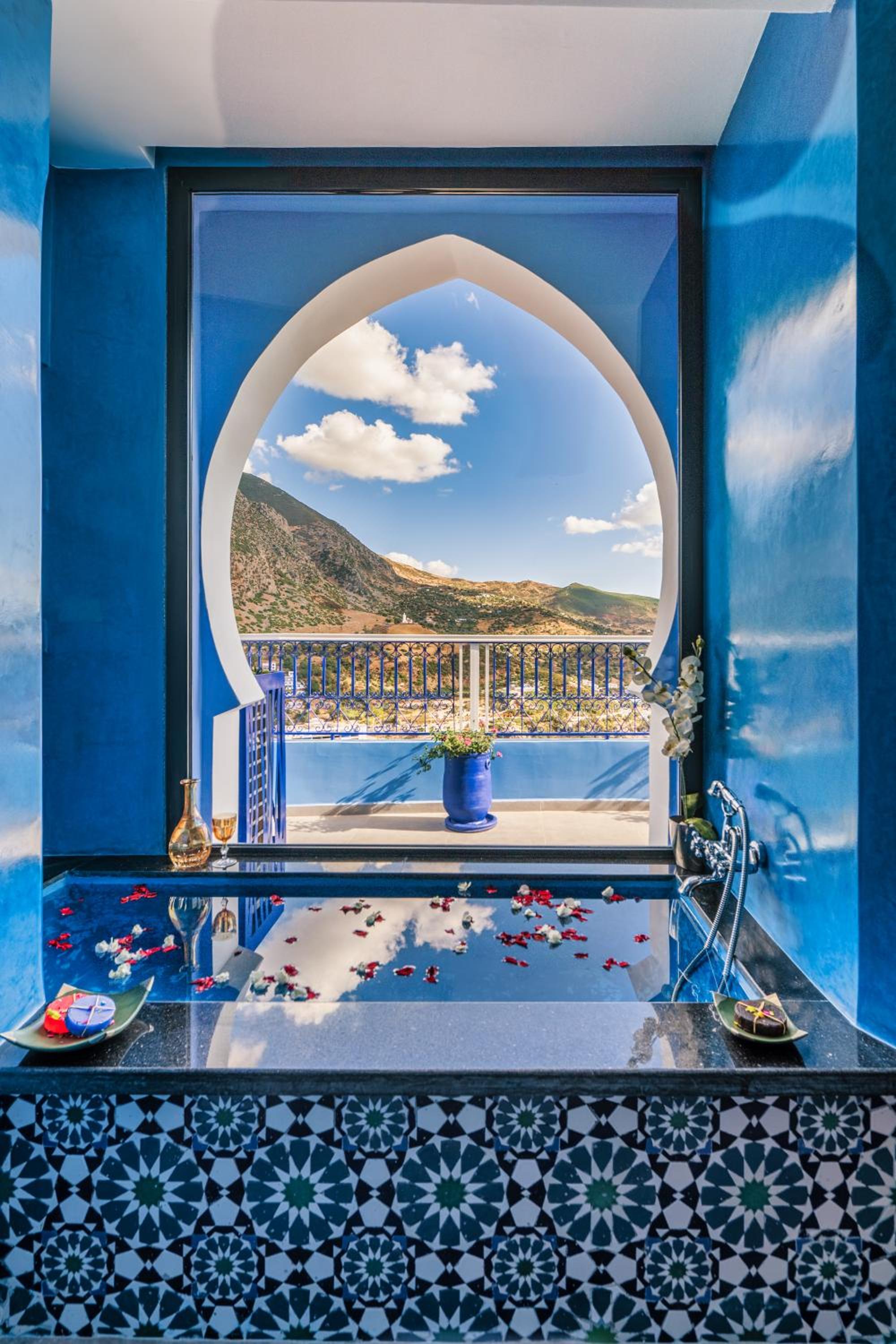 Suite with Terrace - Photo 5