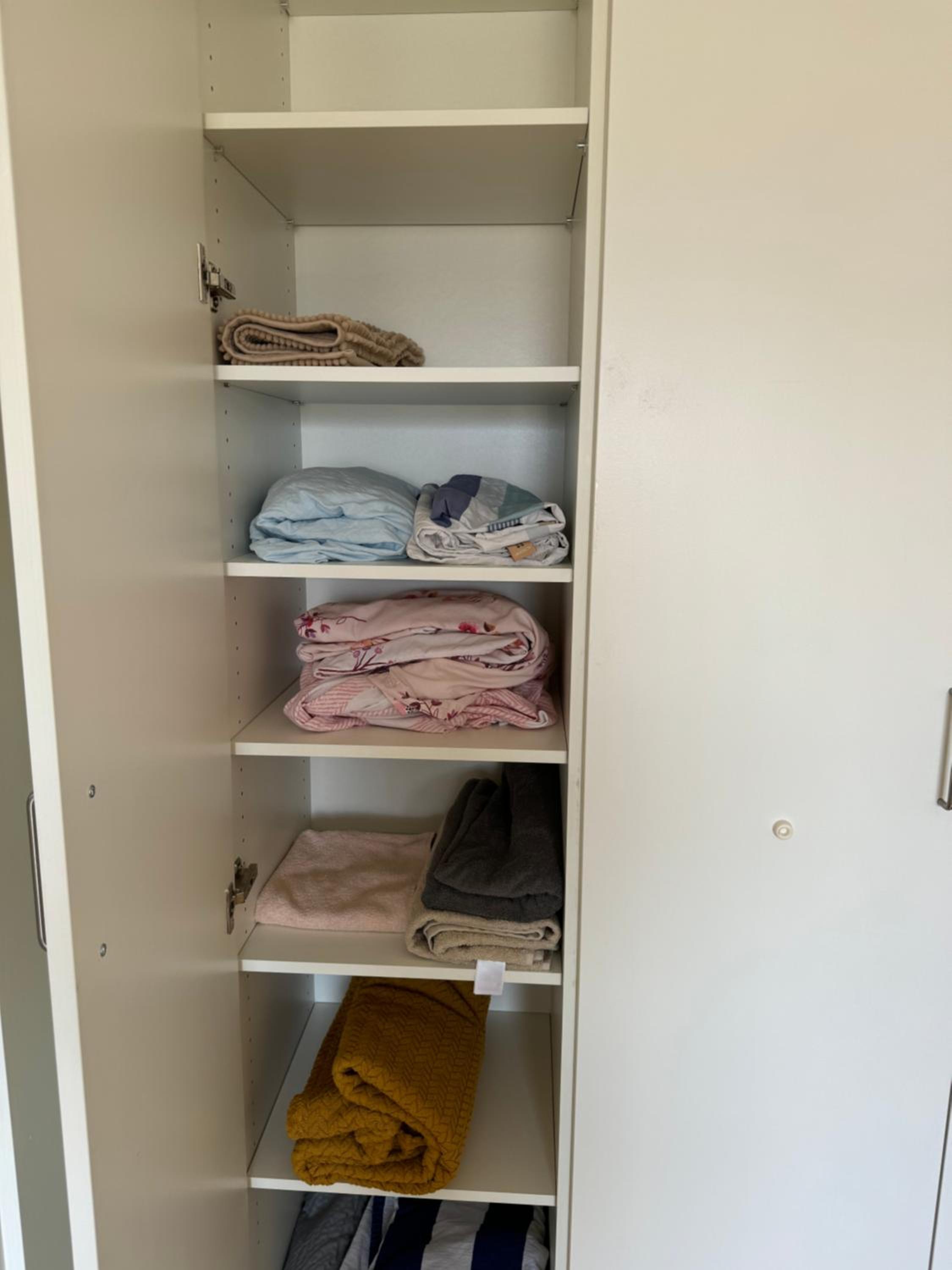 One-Bedroom Apartment photo 3