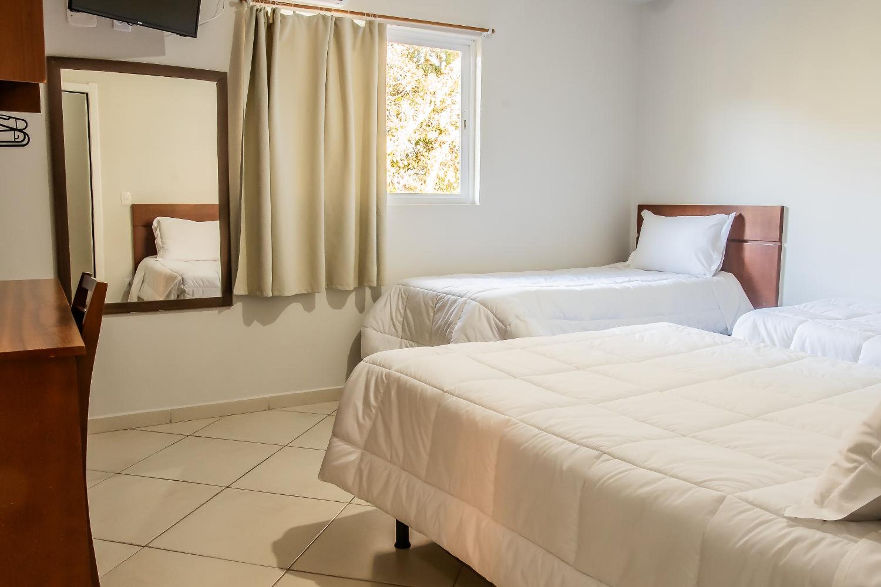 Quadruple Room - Photo 2