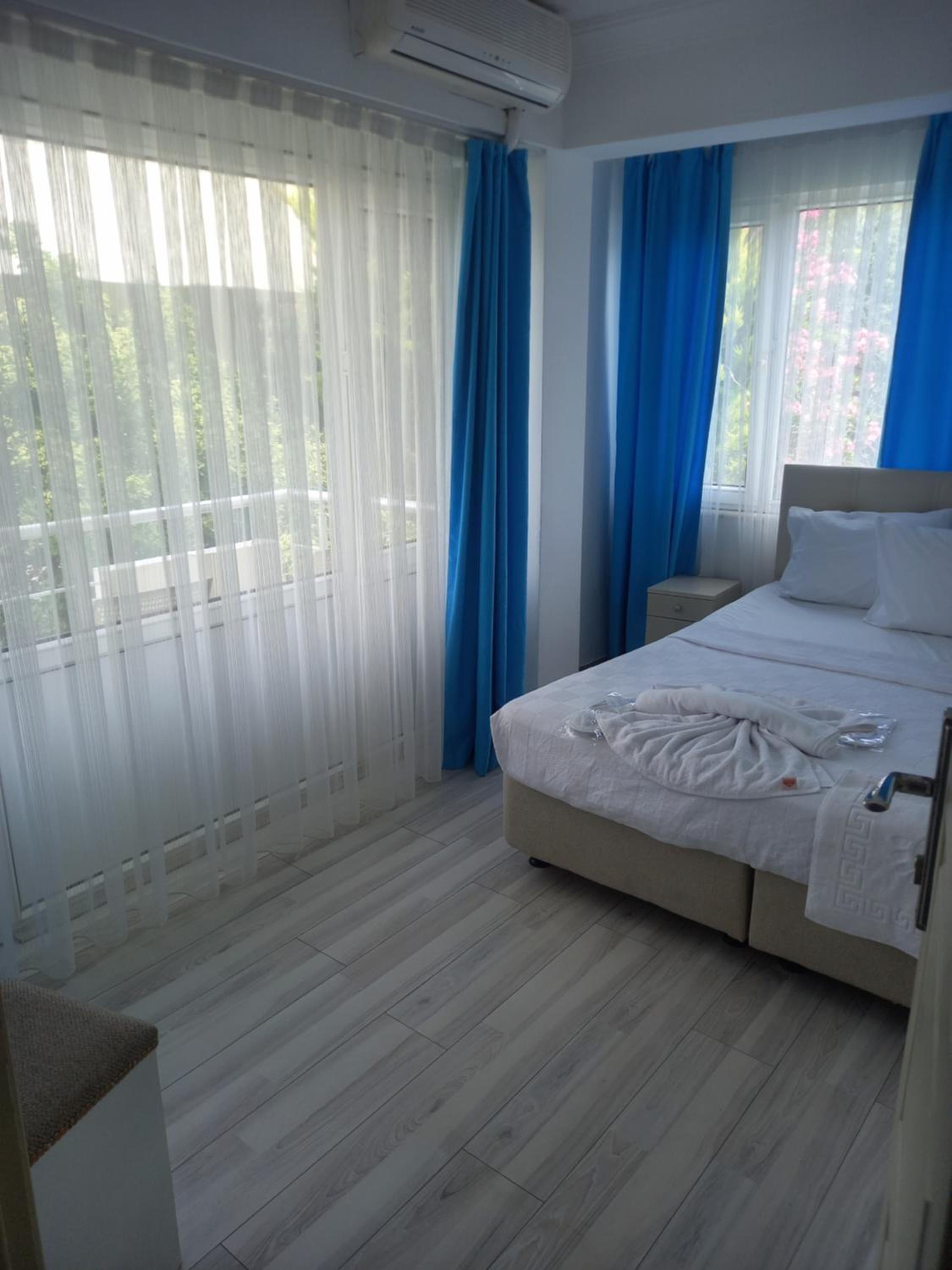 Superior Double or Twin Room with Sea View photo 1