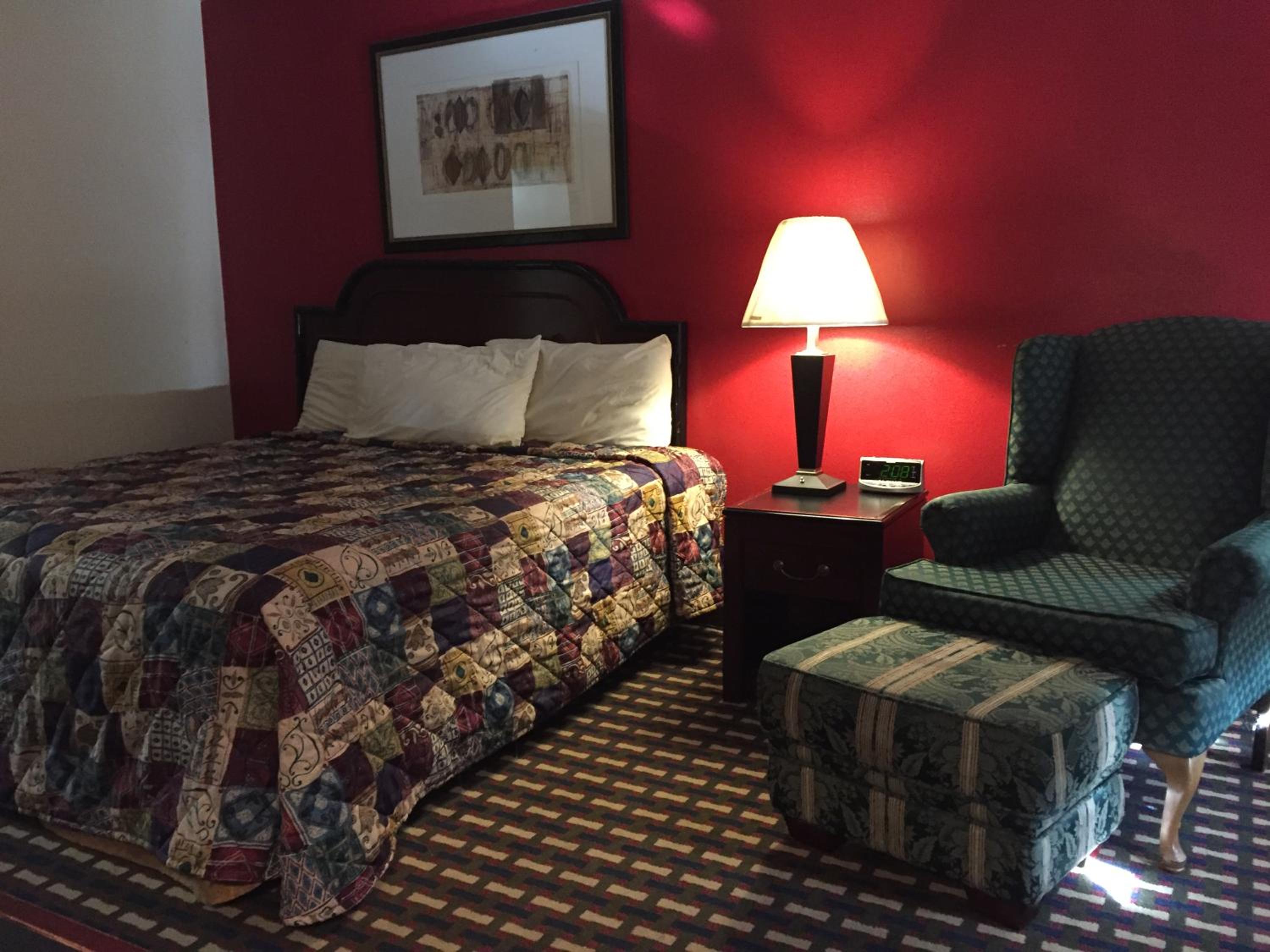 King Room - Non-Smoking photo 1