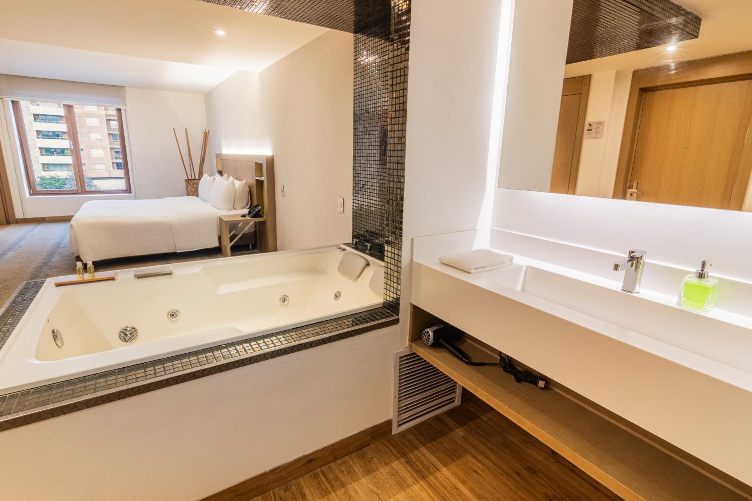 Suite photo 2