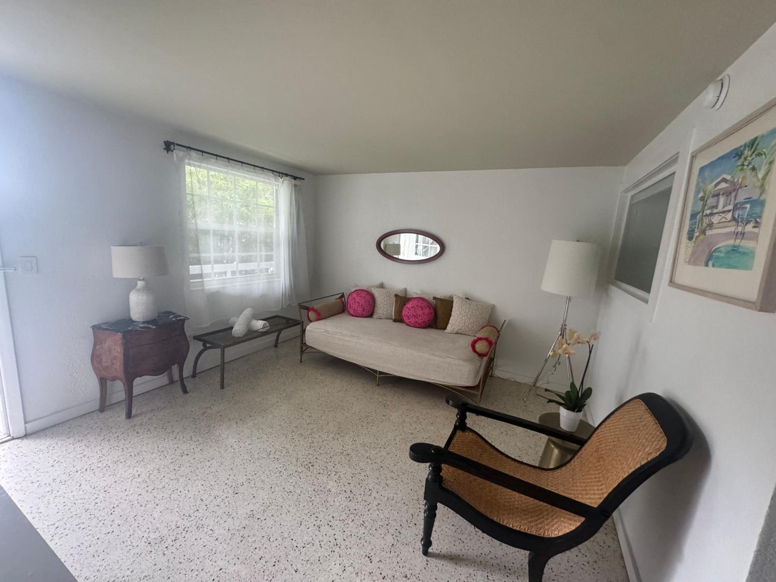 Coconut Palm Suite