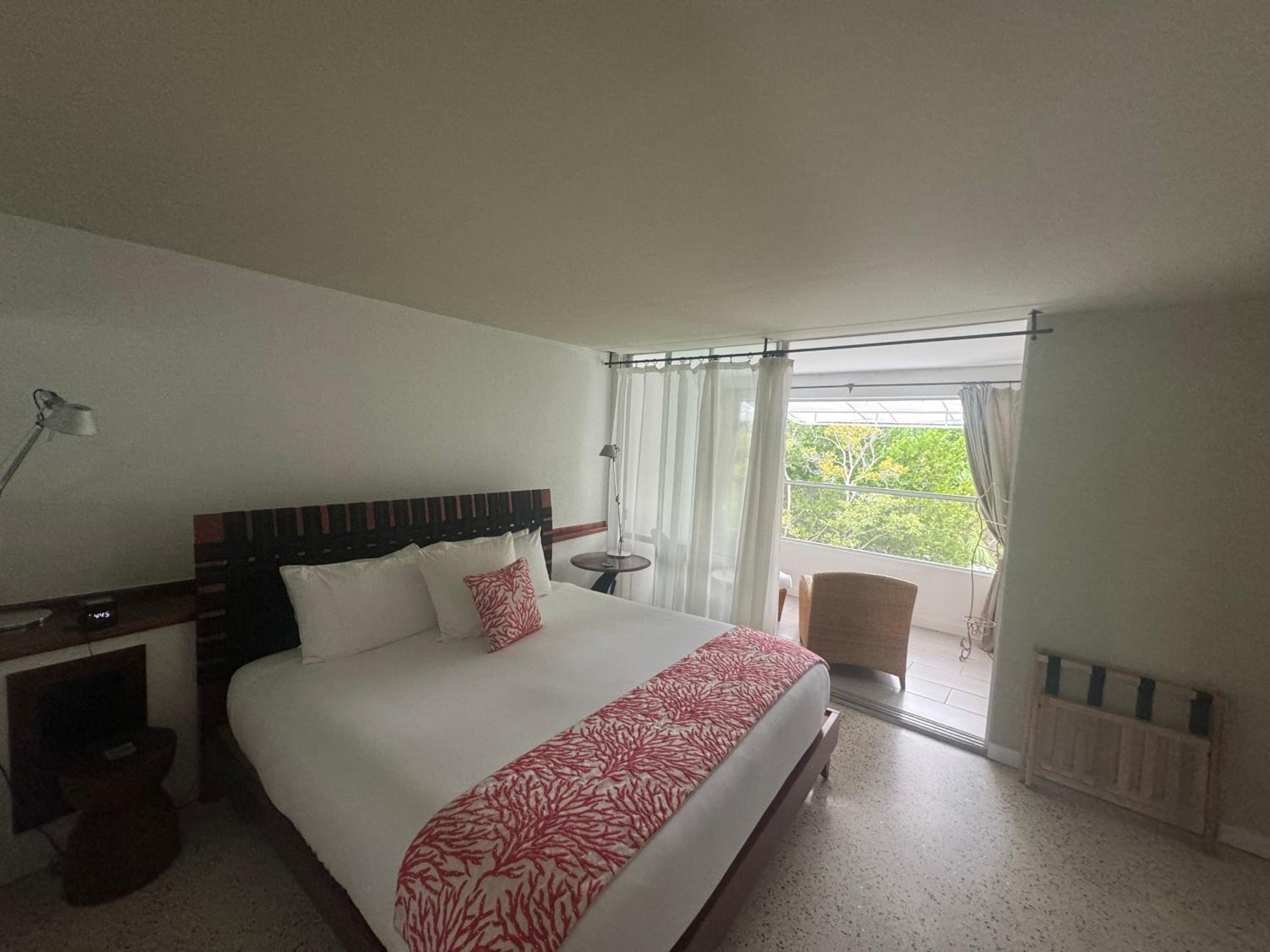 Coconut Palm Suite photo 3