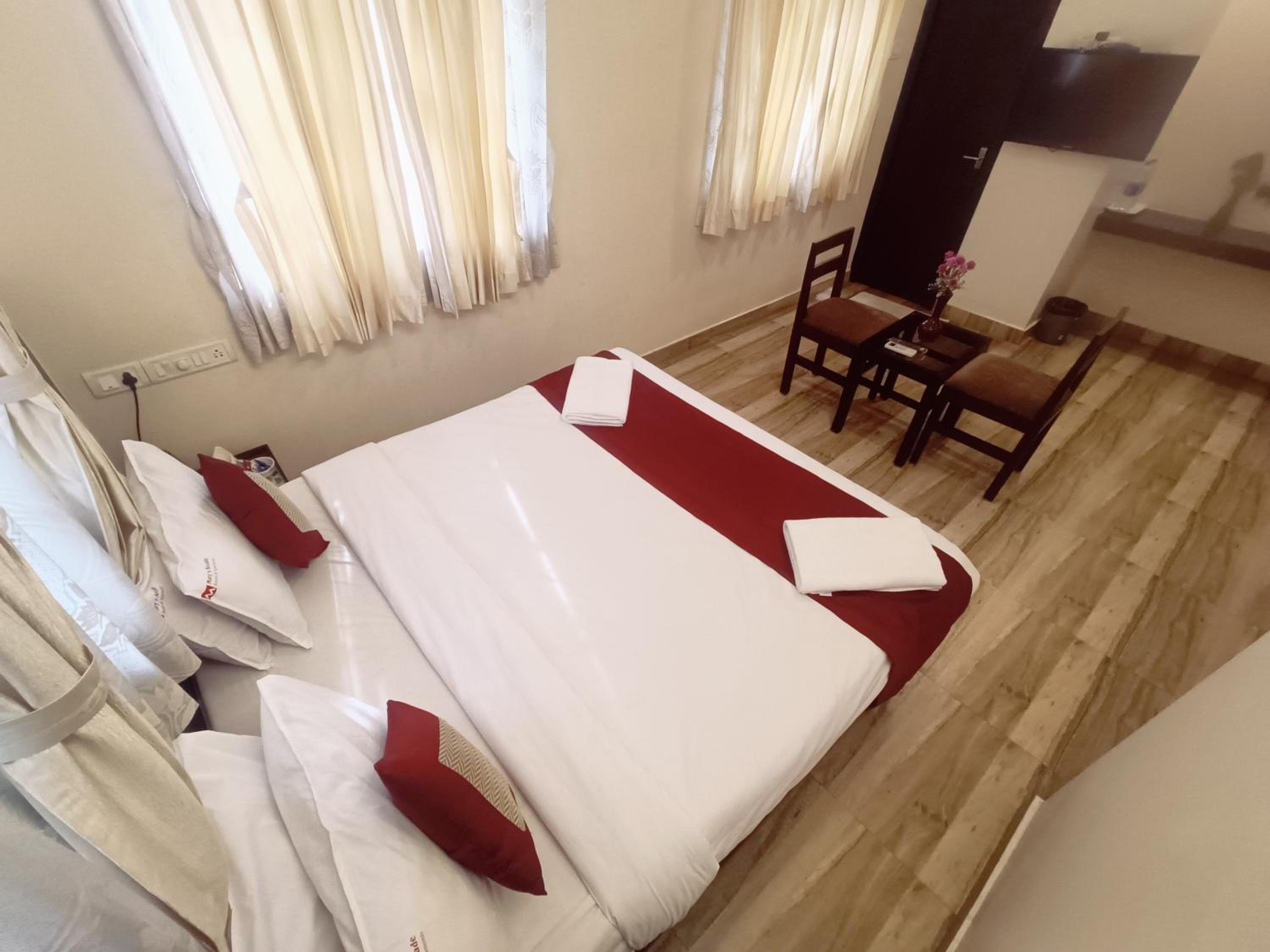 Deluxe Room - Photo 47