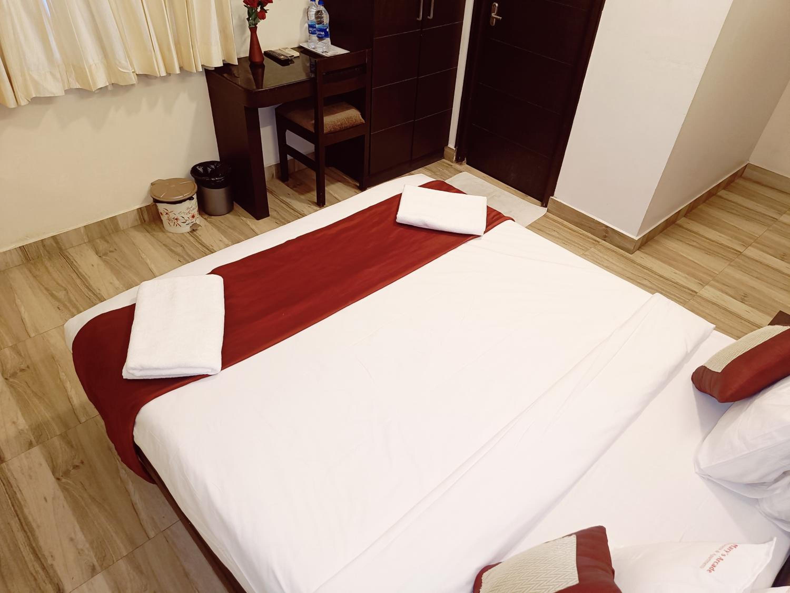 Three-Bedroom Apartment Suite photo 2