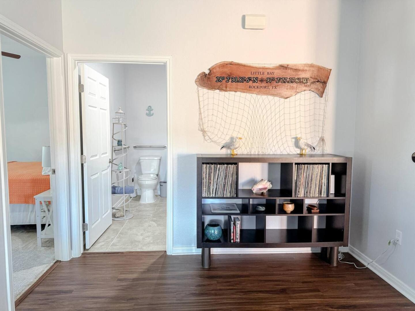 Two-Bedroom House photo 2