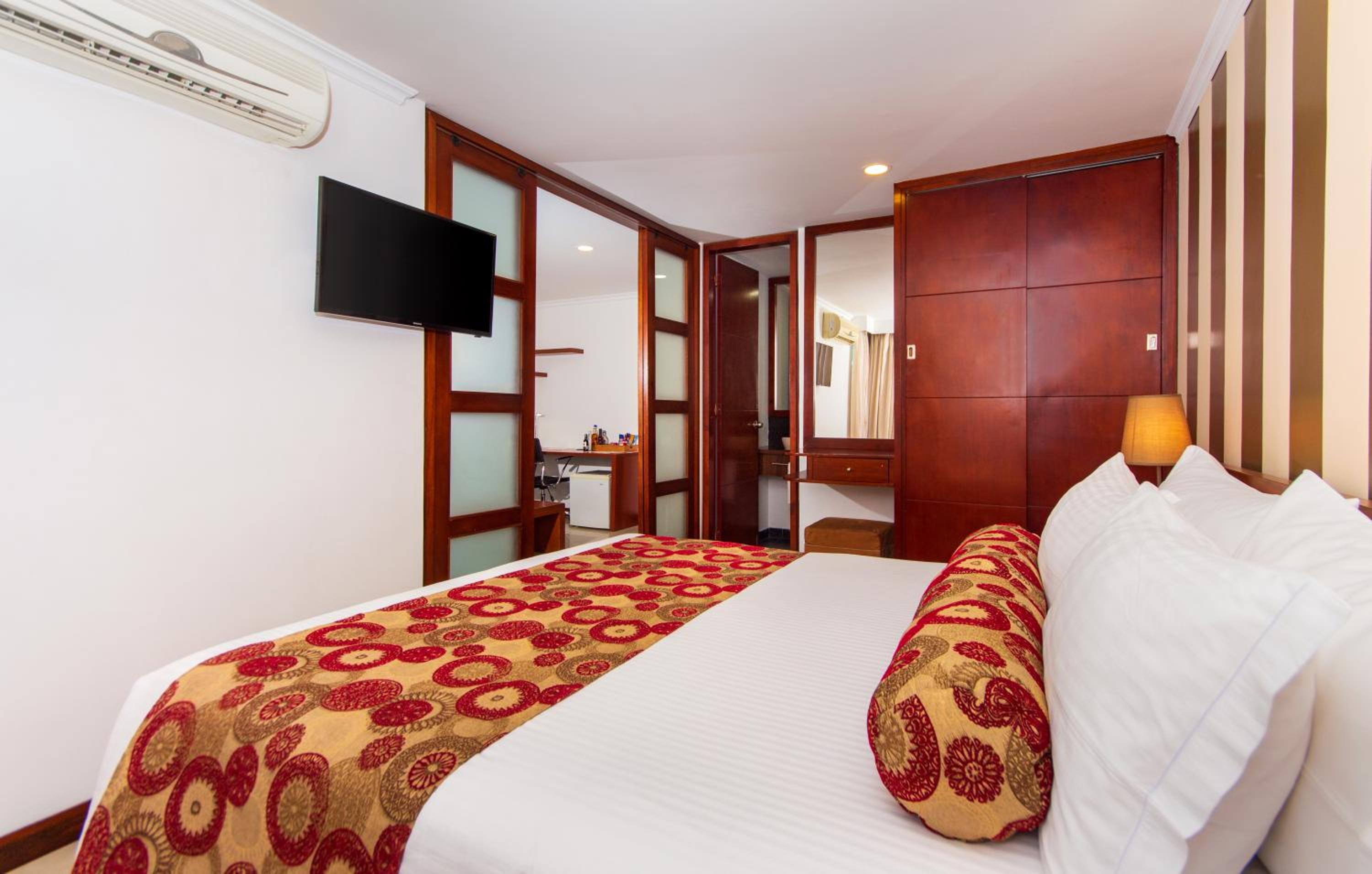 Double Room with Extra Bed photo 2