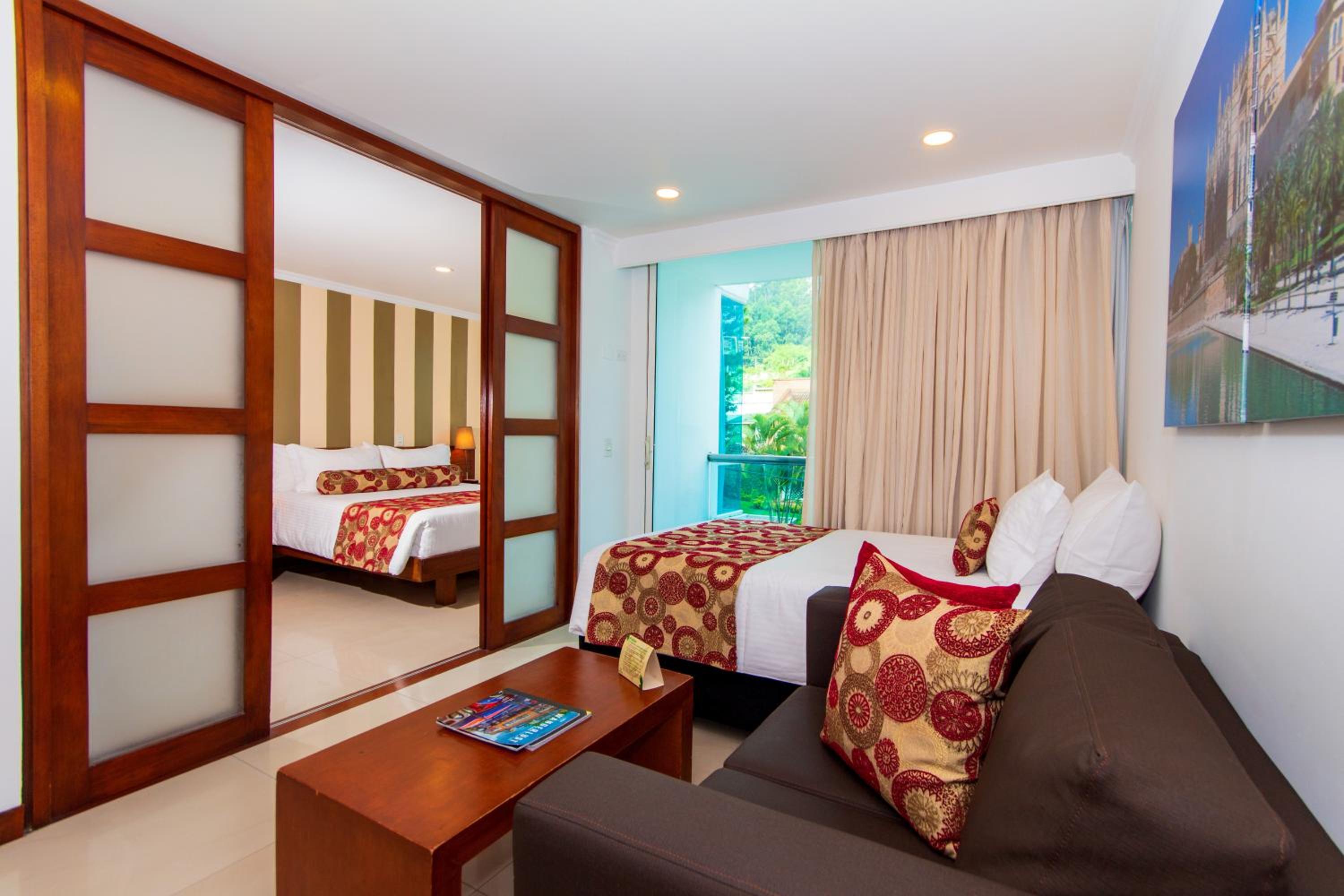 Double Room with Extra Bed photo 3