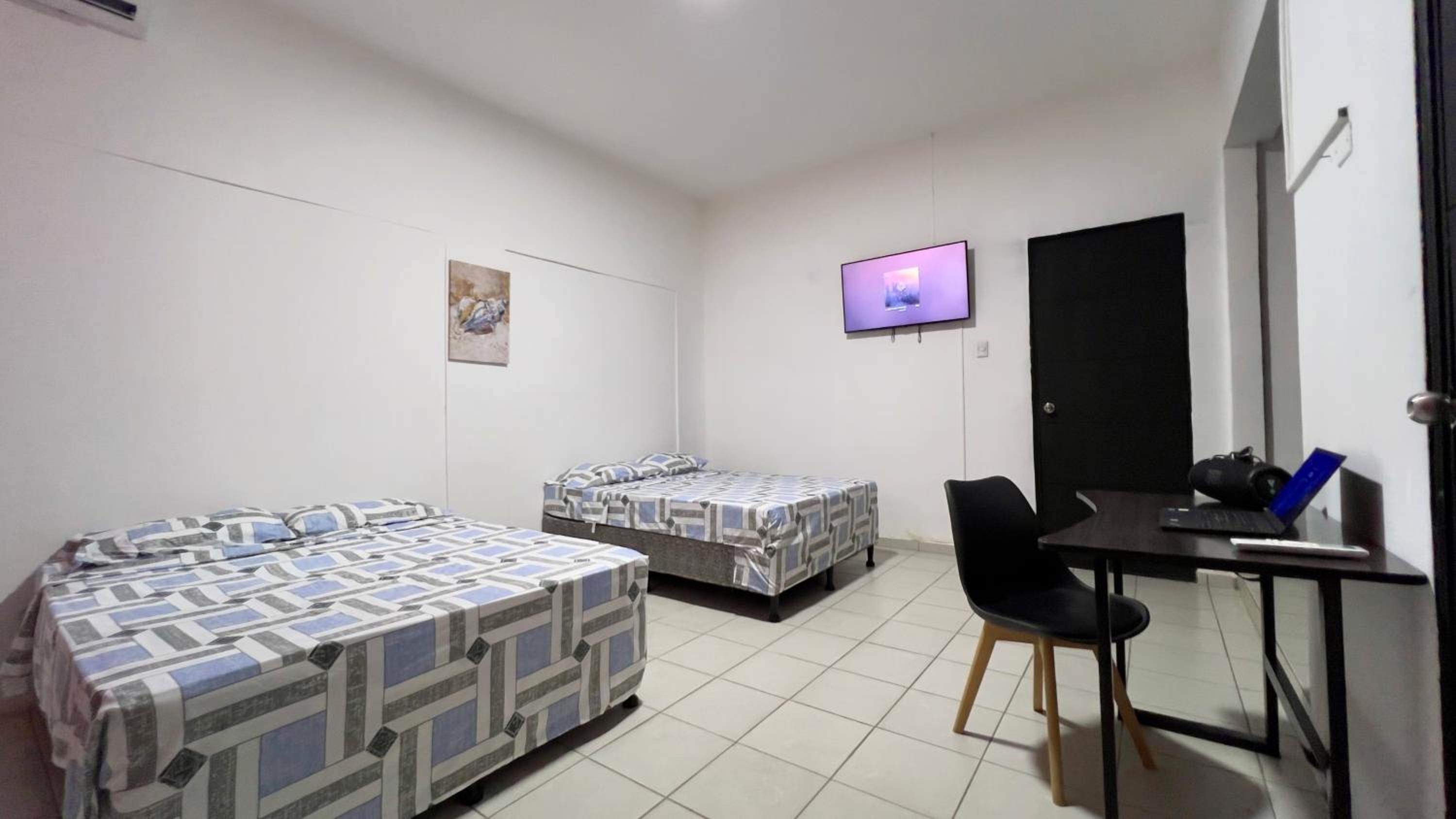 Deluxe Family Suite