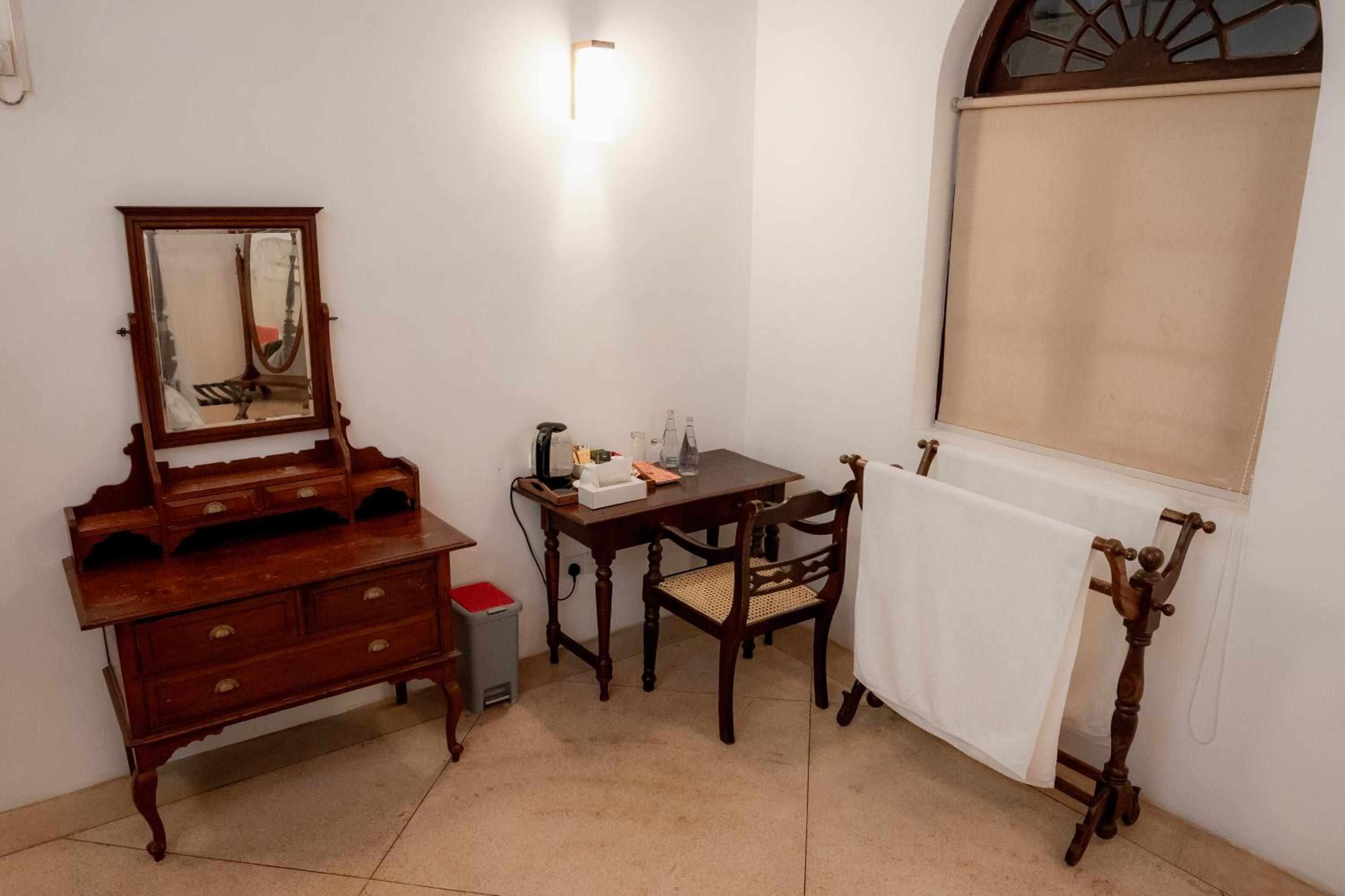 Deluxe Double Room with Balcony photo 3