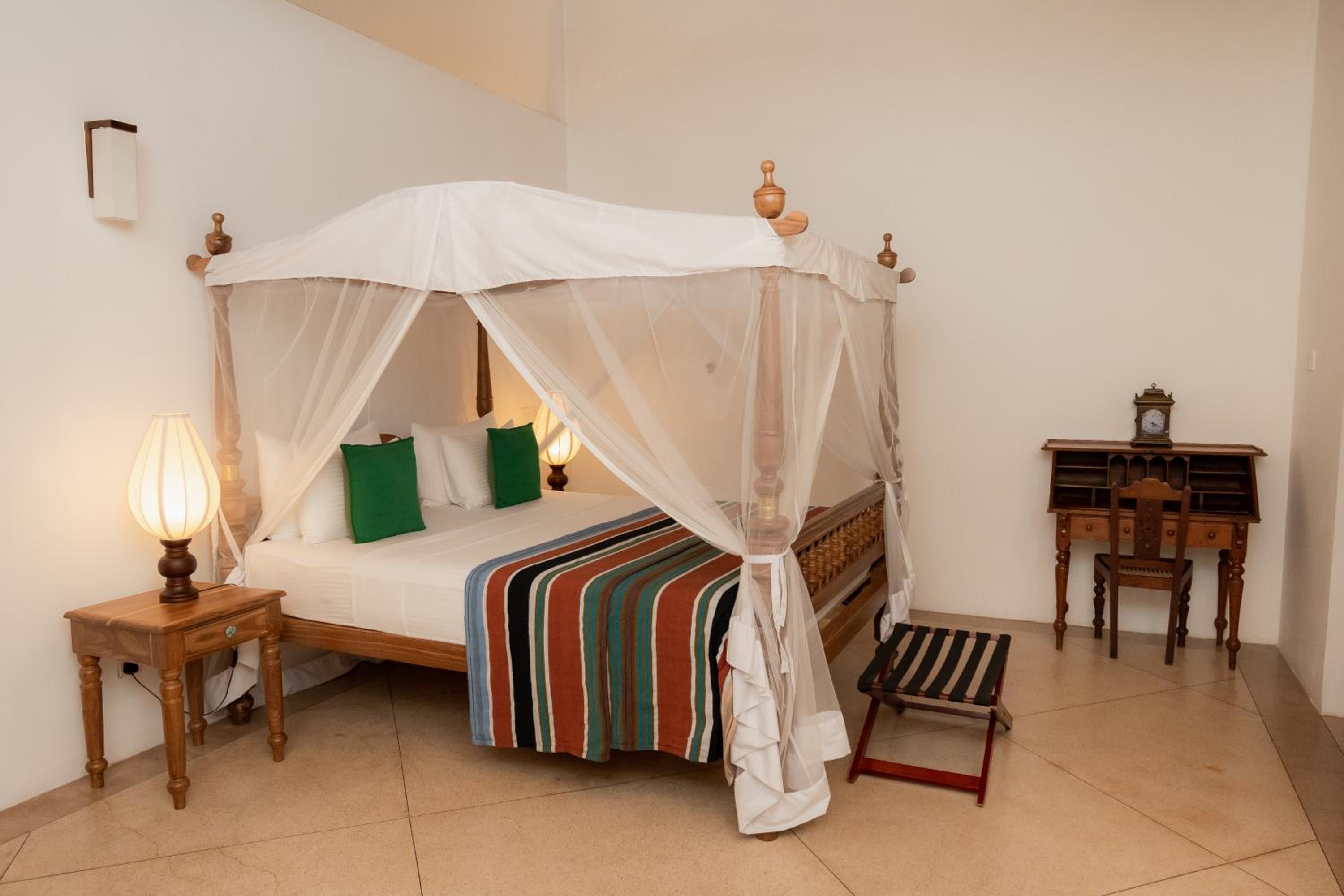 Deluxe Double Room with Balcony photo 1