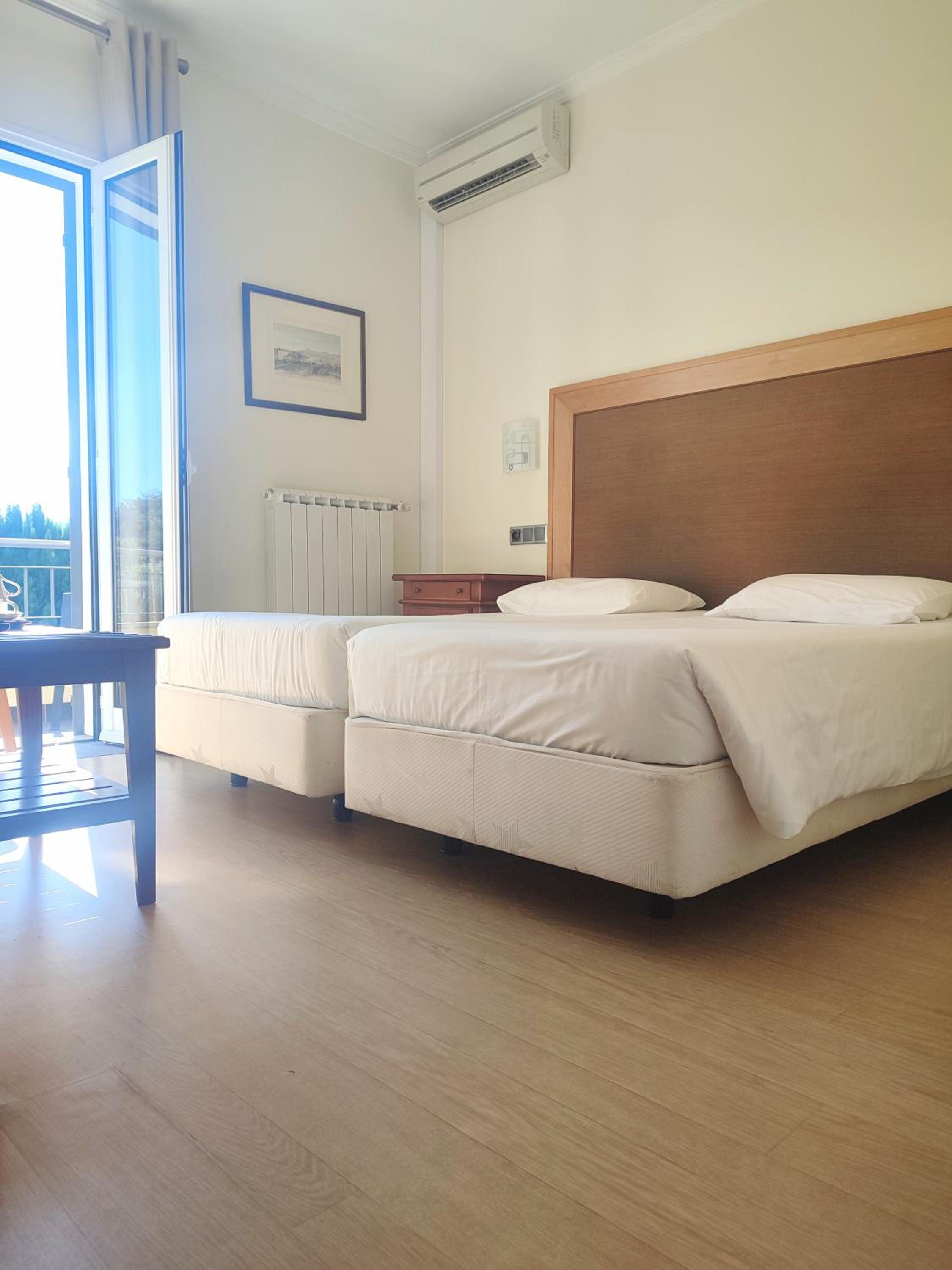 Single Room with Mountain View photo 1