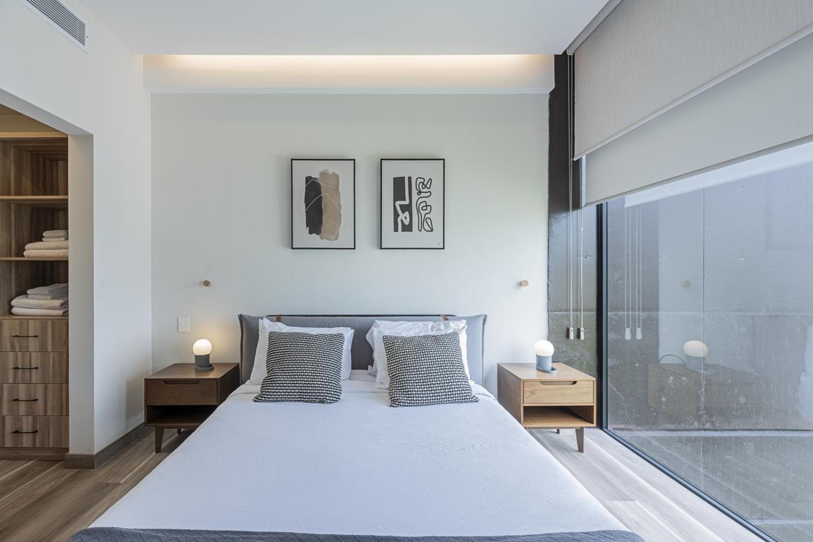 One-Bedroom Apartment - Photo 18