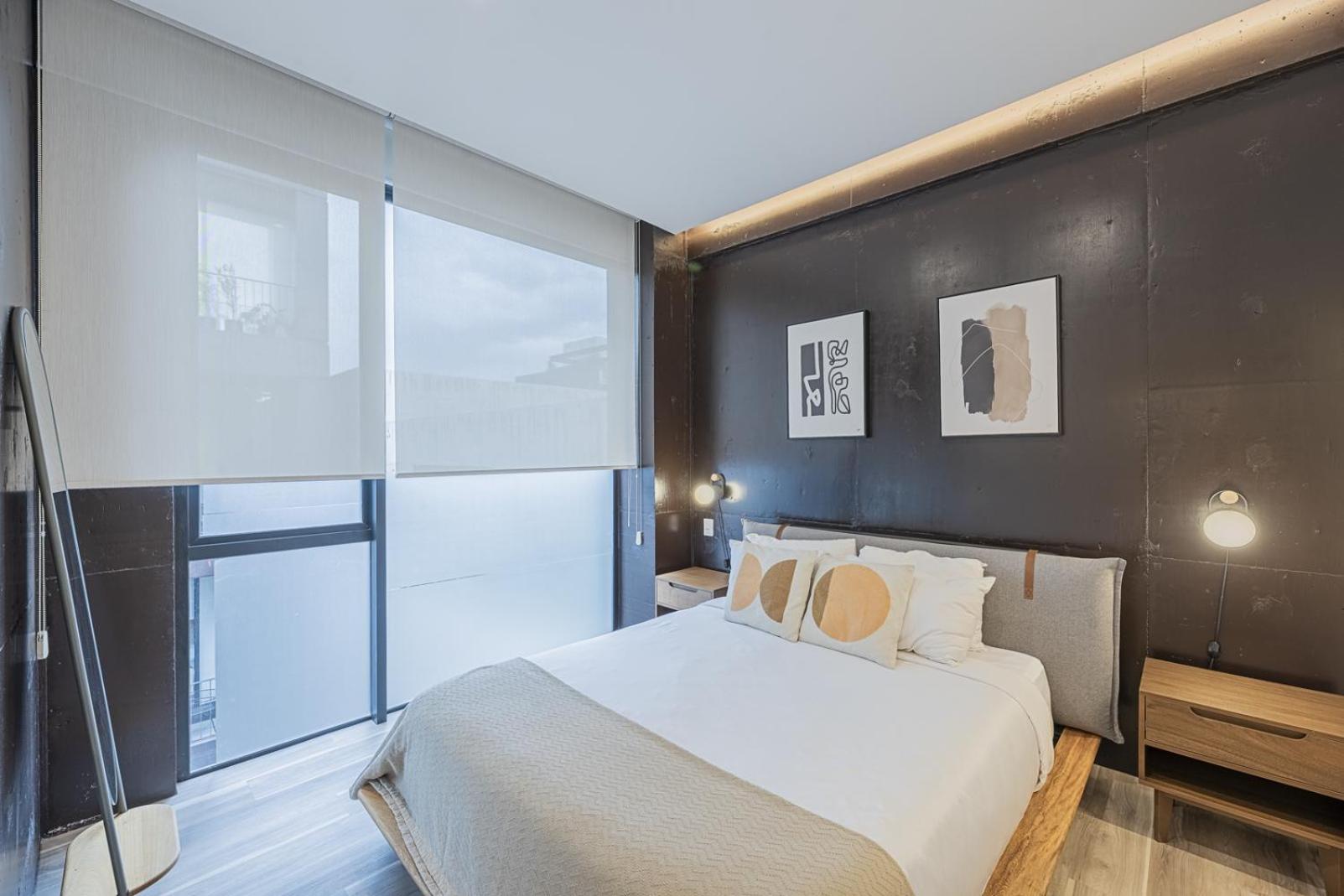 One-Bedroom Apartment - Photo 8