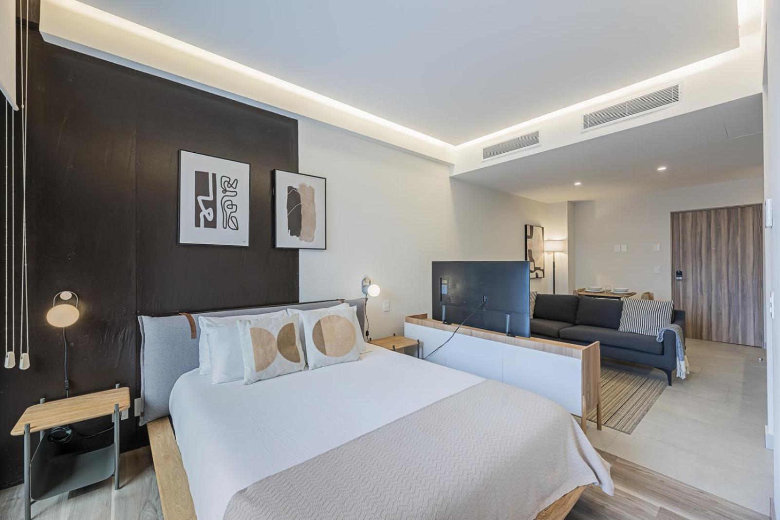 Studio Apartment - Photo 4