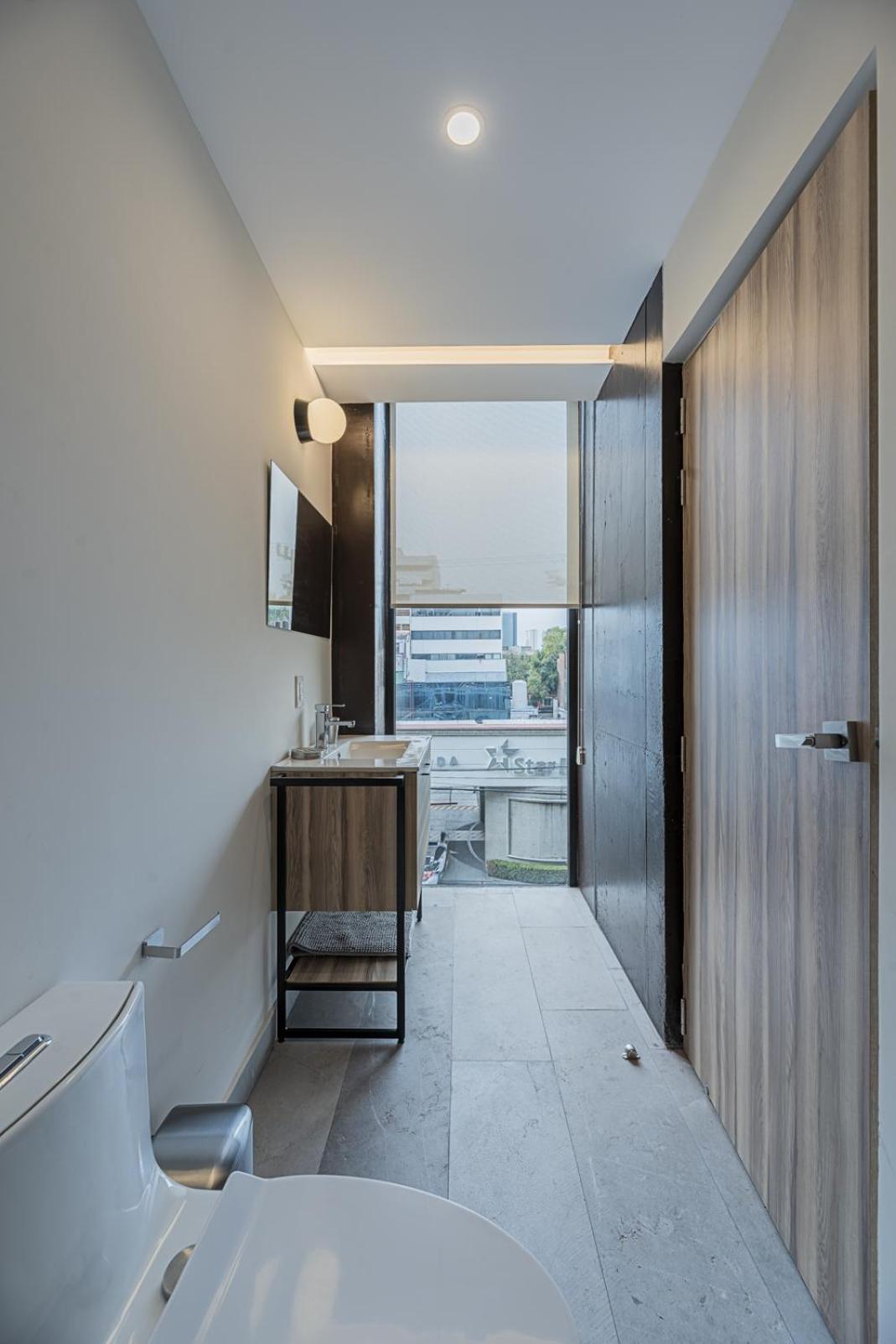 Studio Apartment - Photo 7