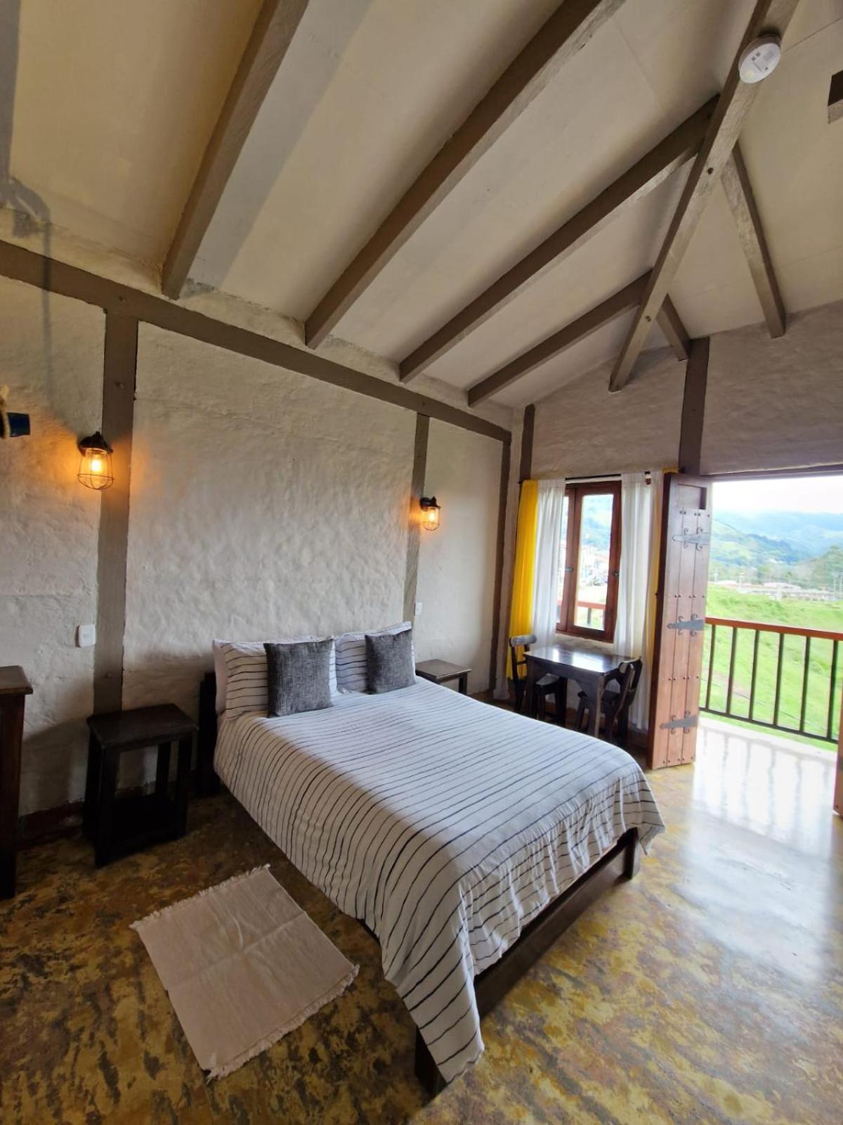 Double Room with Balcony photo 1