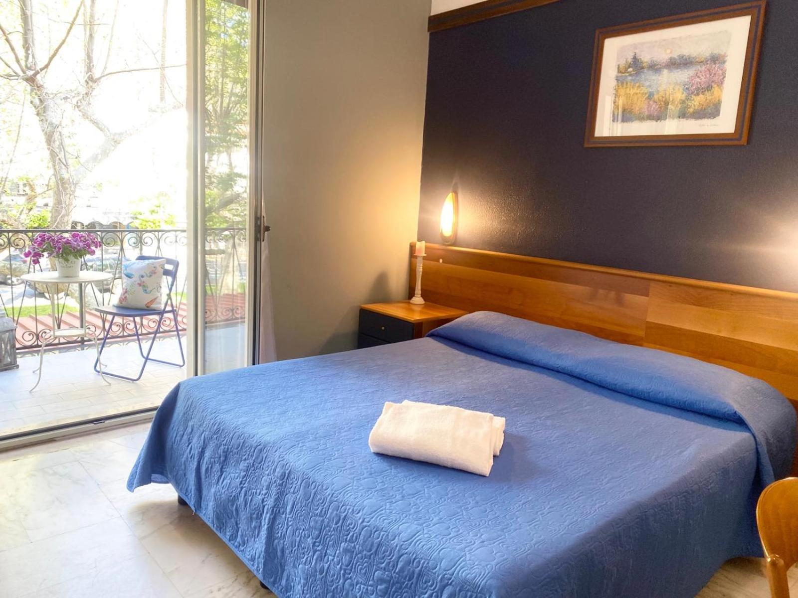 Double or Twin Room with Balcony photo 1