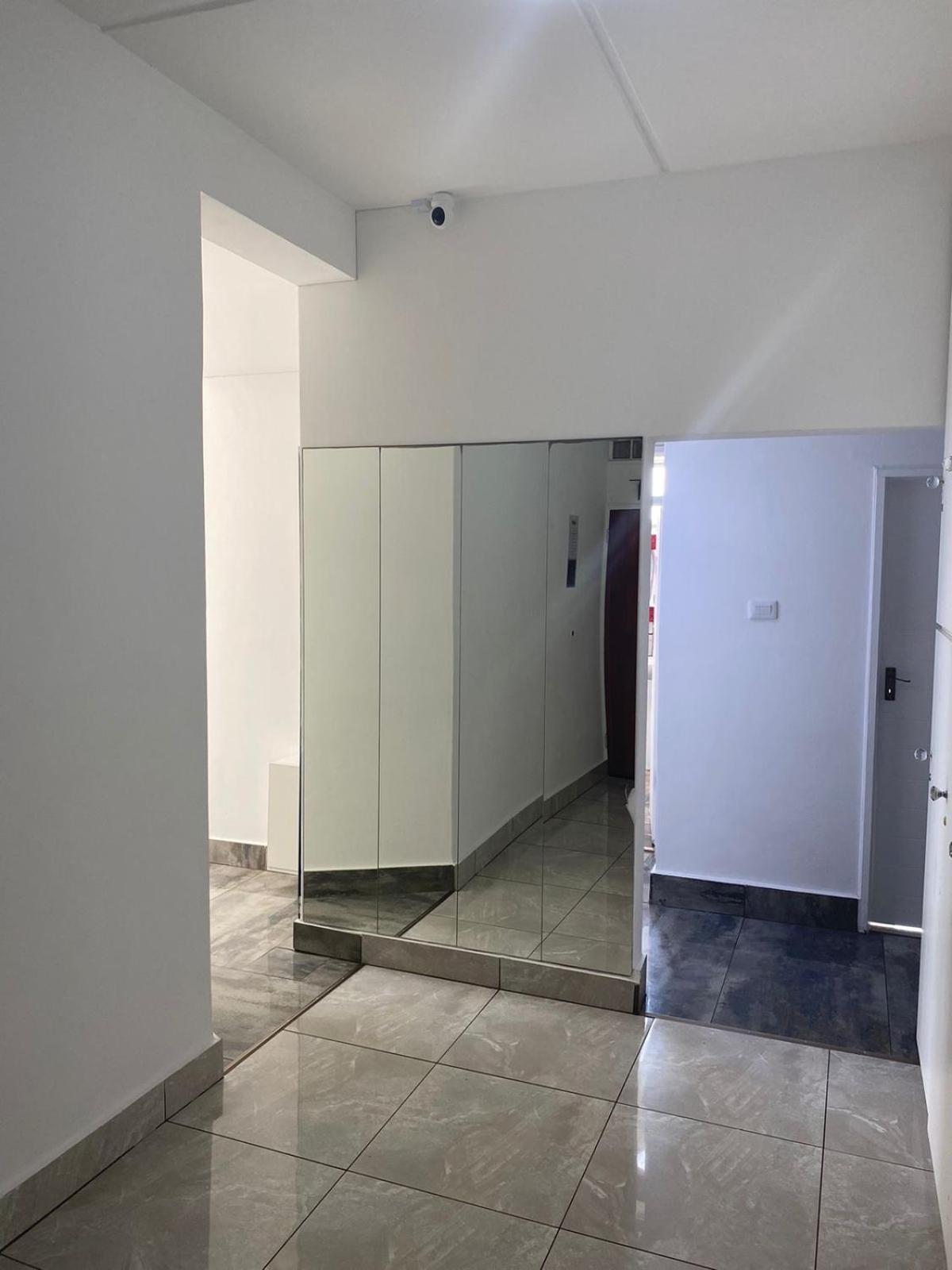Single Room with Shared Bathroom photo 1