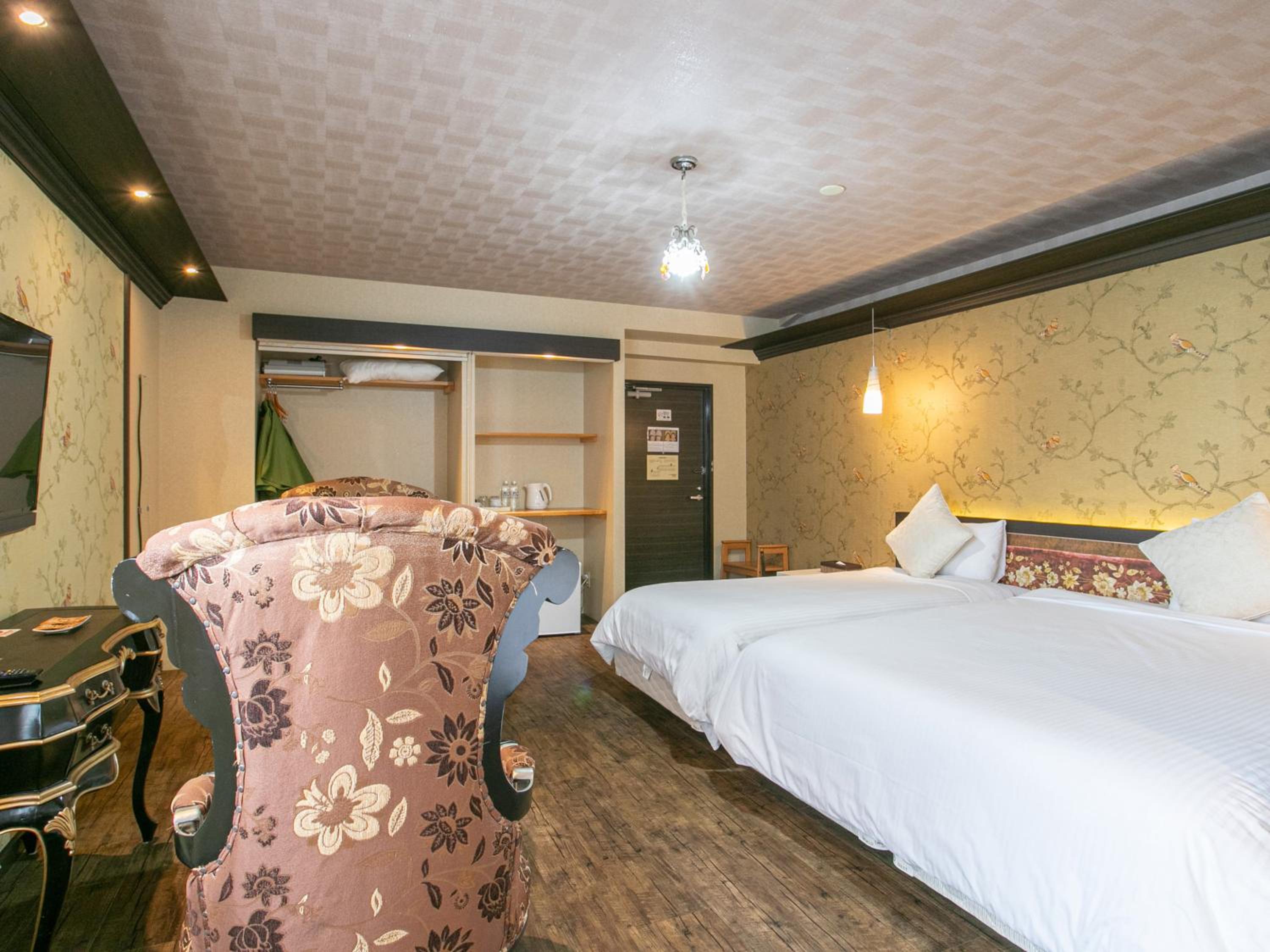 Superior Twin Room photo 2