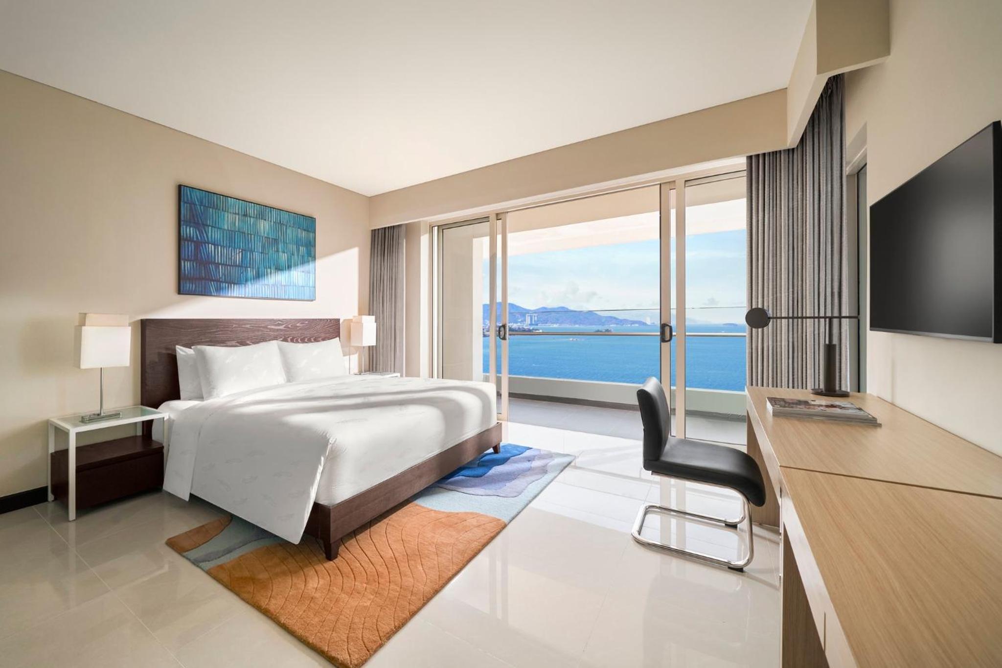 Two-Bedroom Suite with One King Bed, One Bunk Bed and Ocean View photo 1