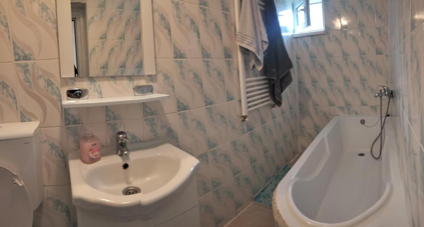 Three-Bedroom Holiday Home  photo 3