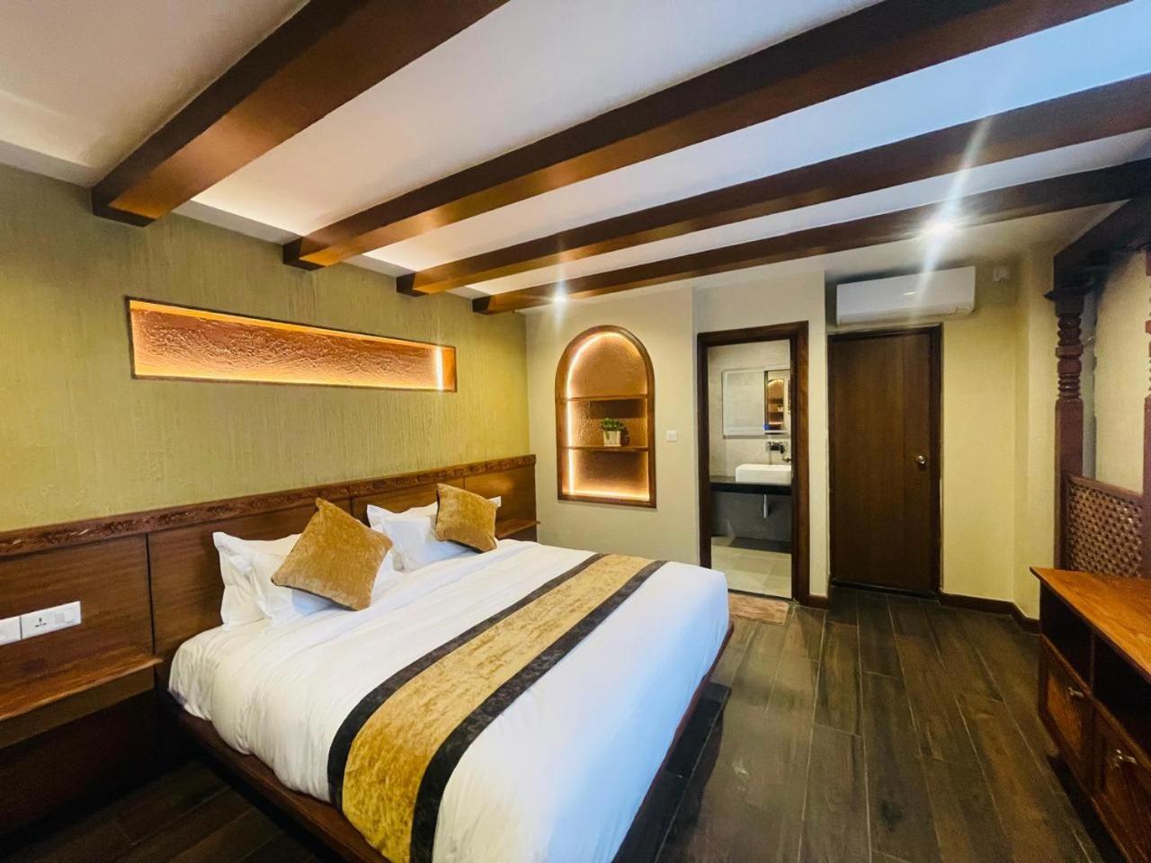 Junior Suite - Photo 1