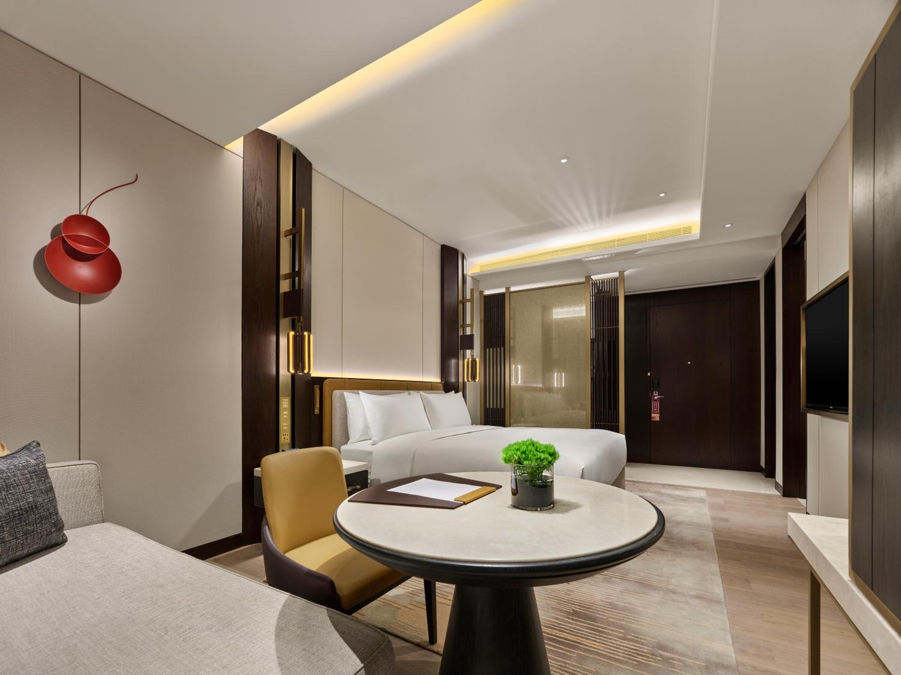 Superior King Room - Photo 1