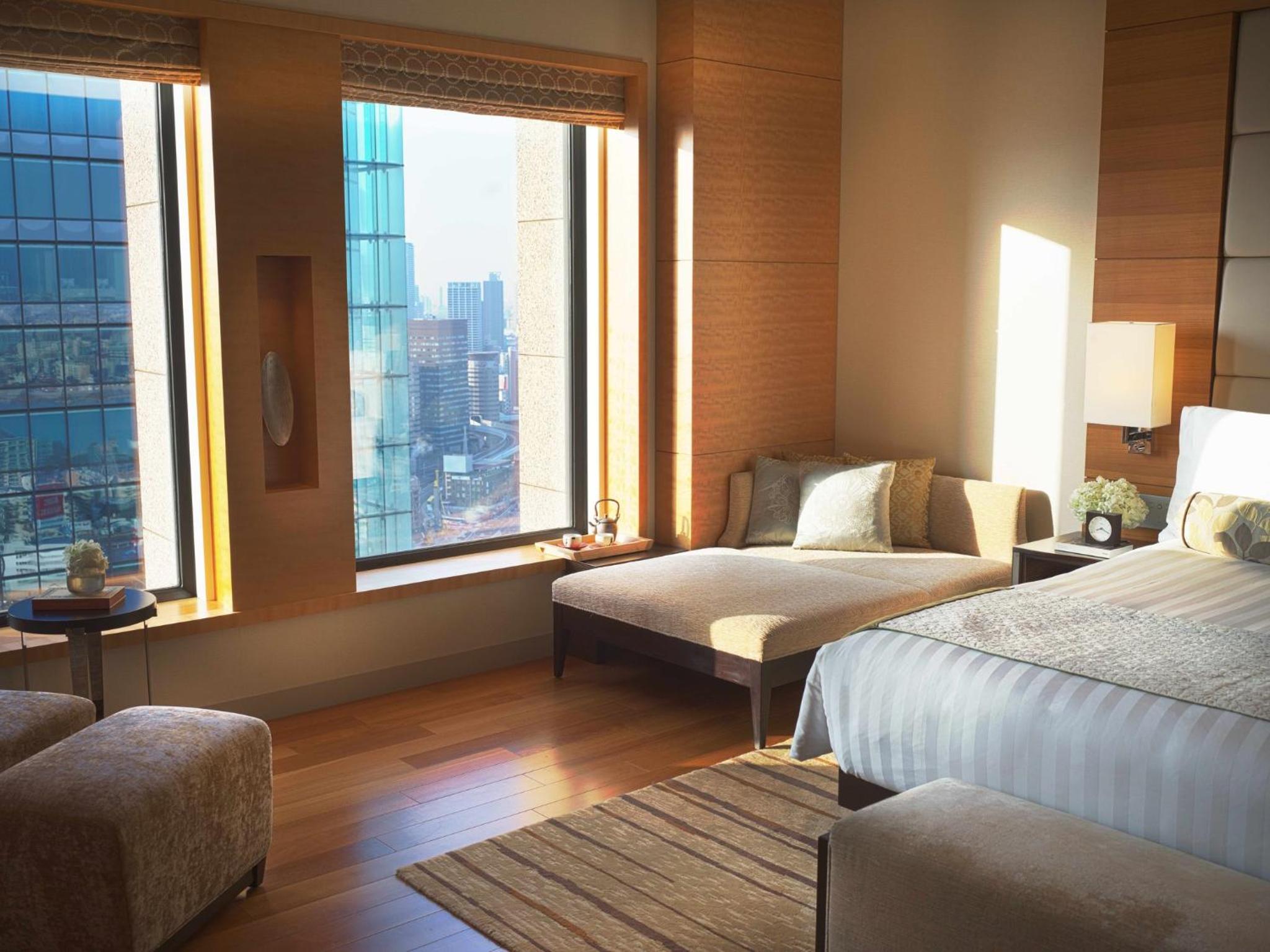 One Bedroom Suite with Lounge Access (Non Smoking) - Photo 8