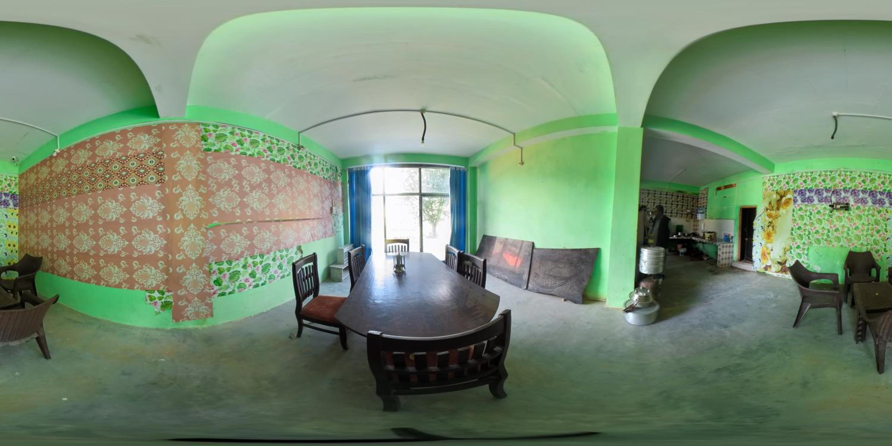 Apartment photo 2