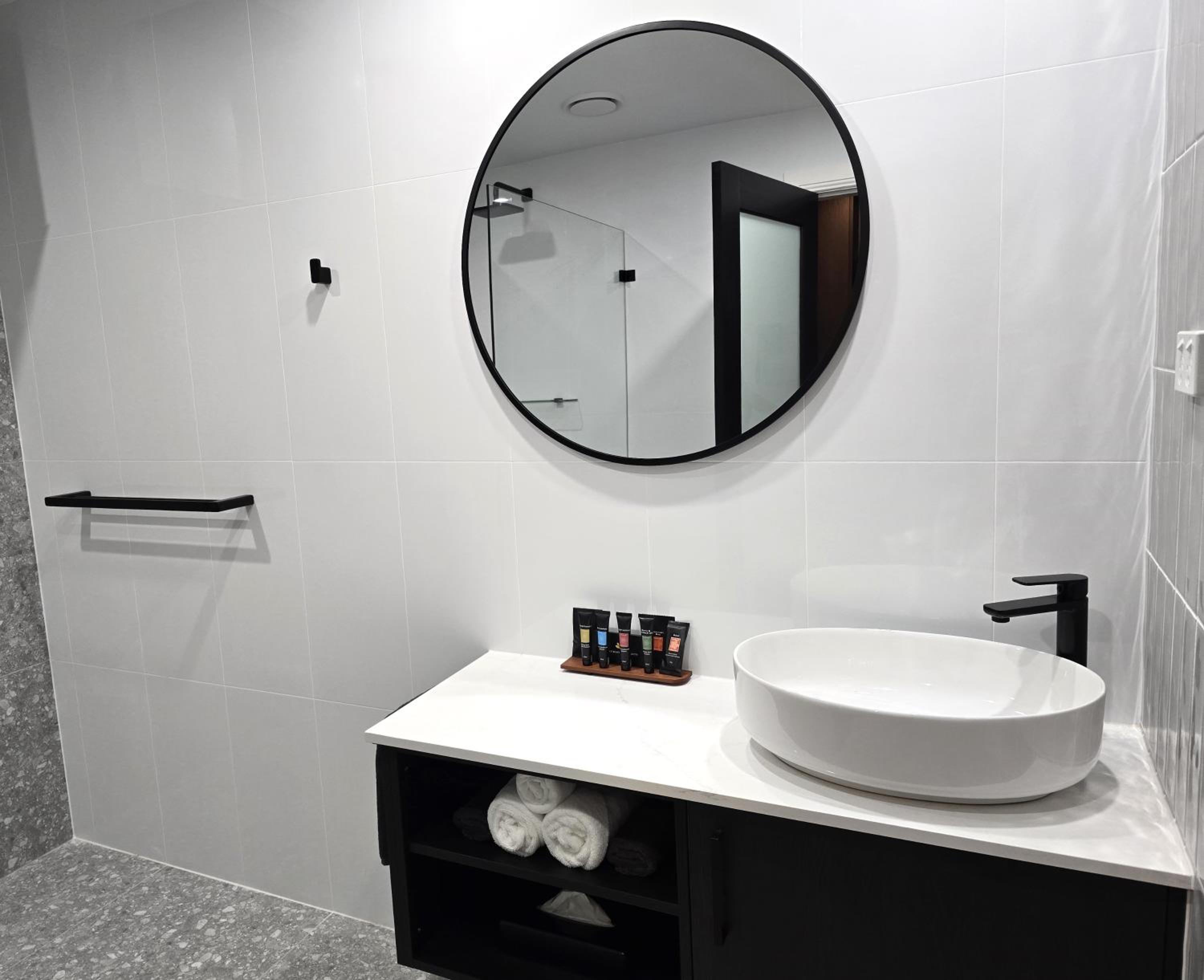 Superior Twin Room - Photo 3