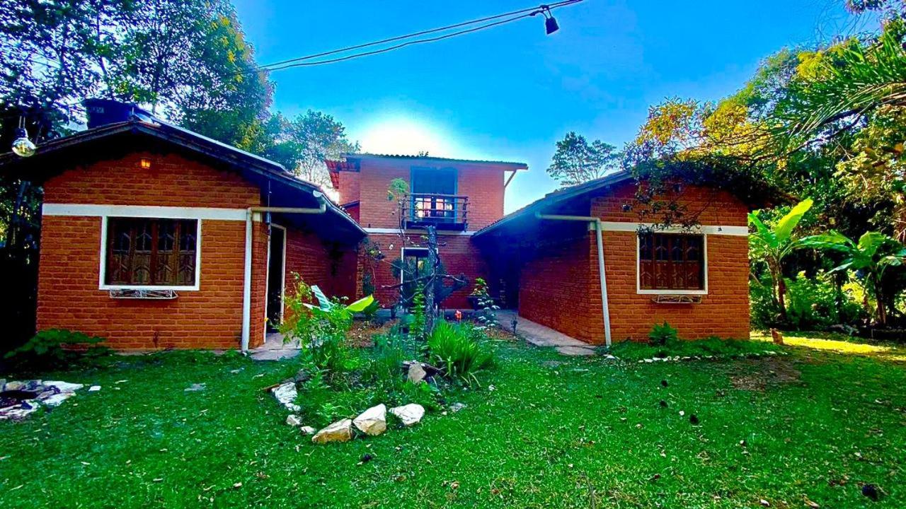 Three-Bedroom House photo 2