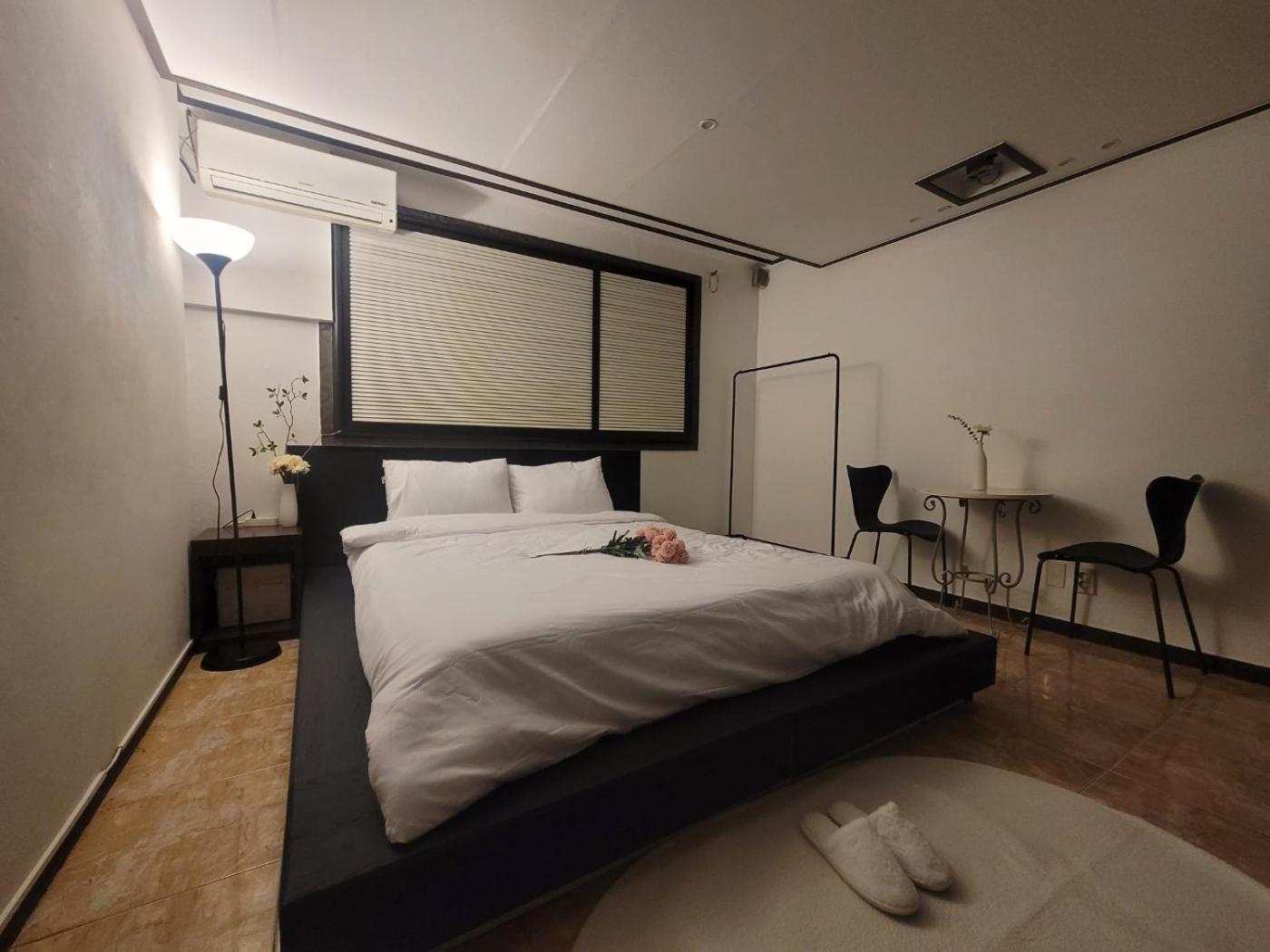Standard Double Room photo 3