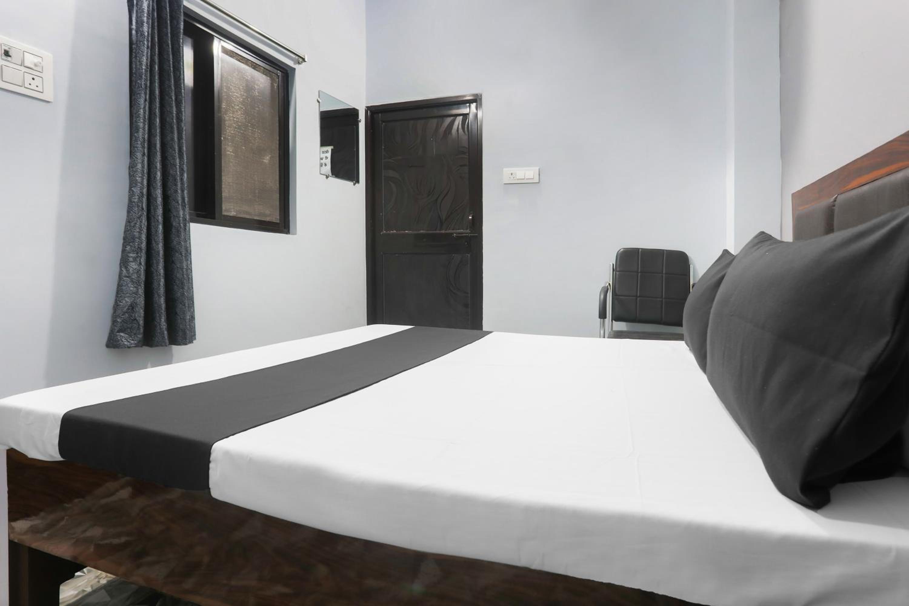 Classic Triple Room photo 1