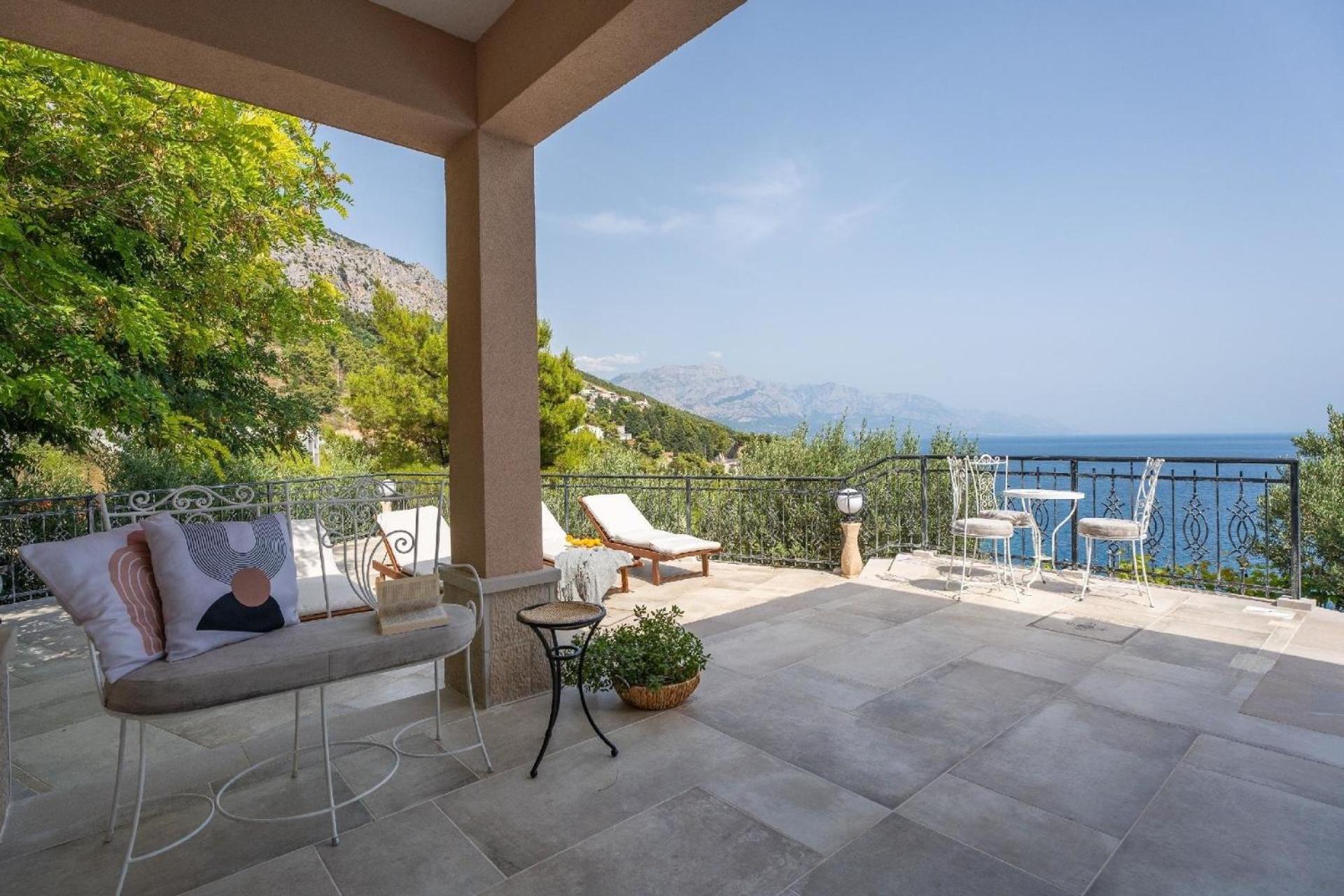 Four-Bedroom Vacation Home photo 3