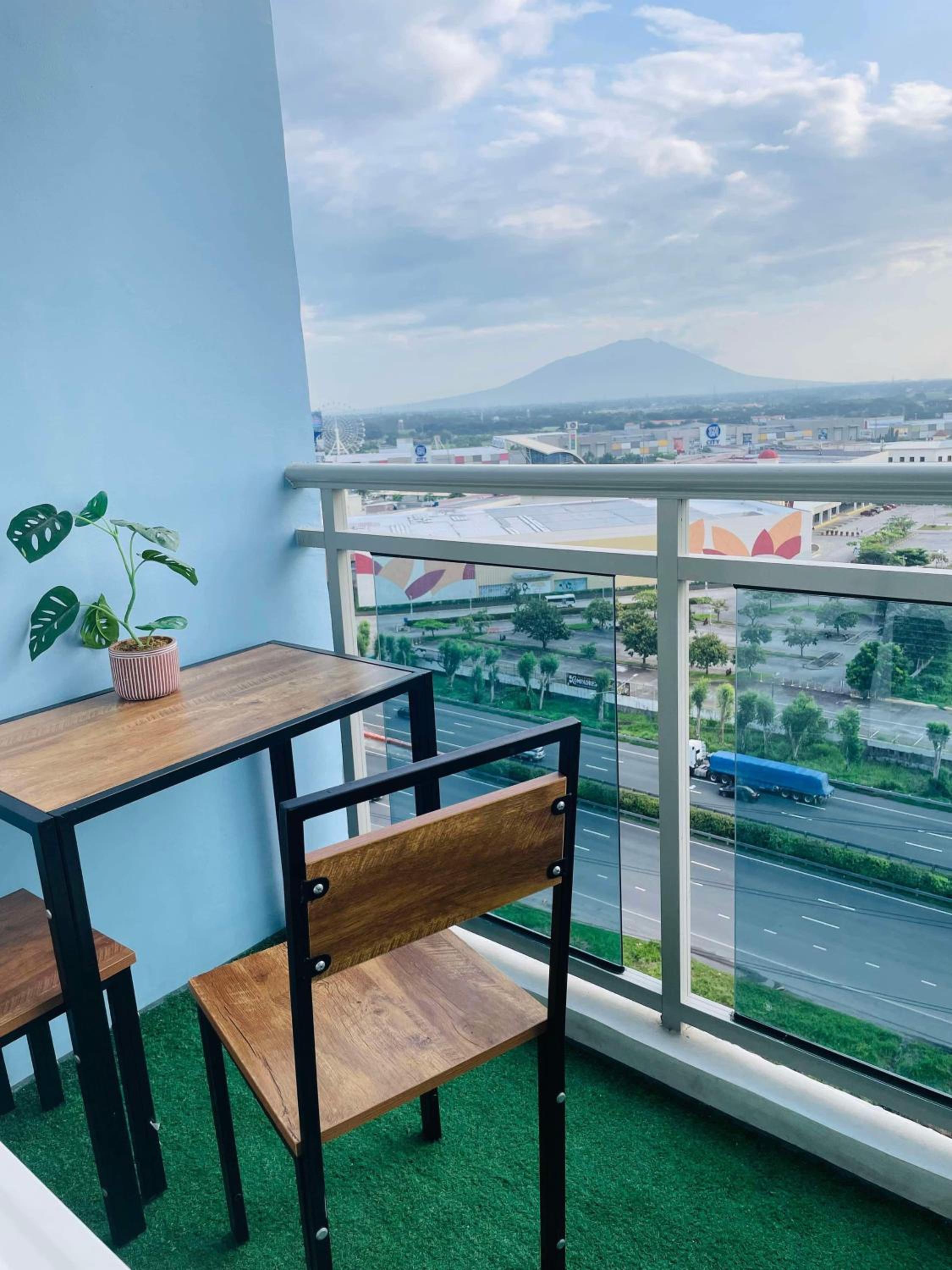 Double Room with Mountain View