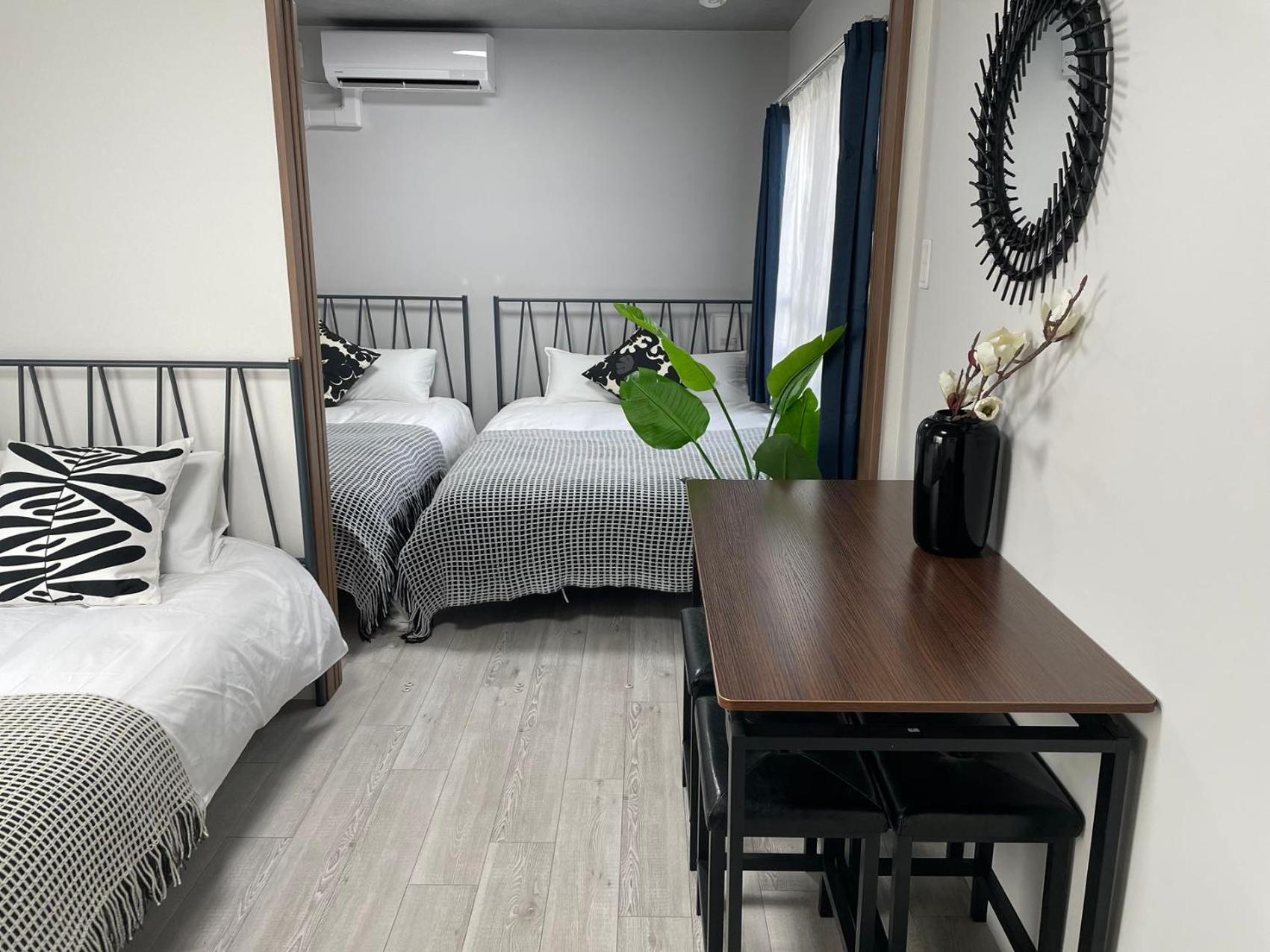 Apartment photo 2