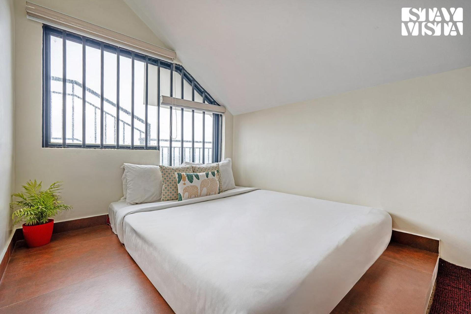 Three-Bedroom Villa photo 1