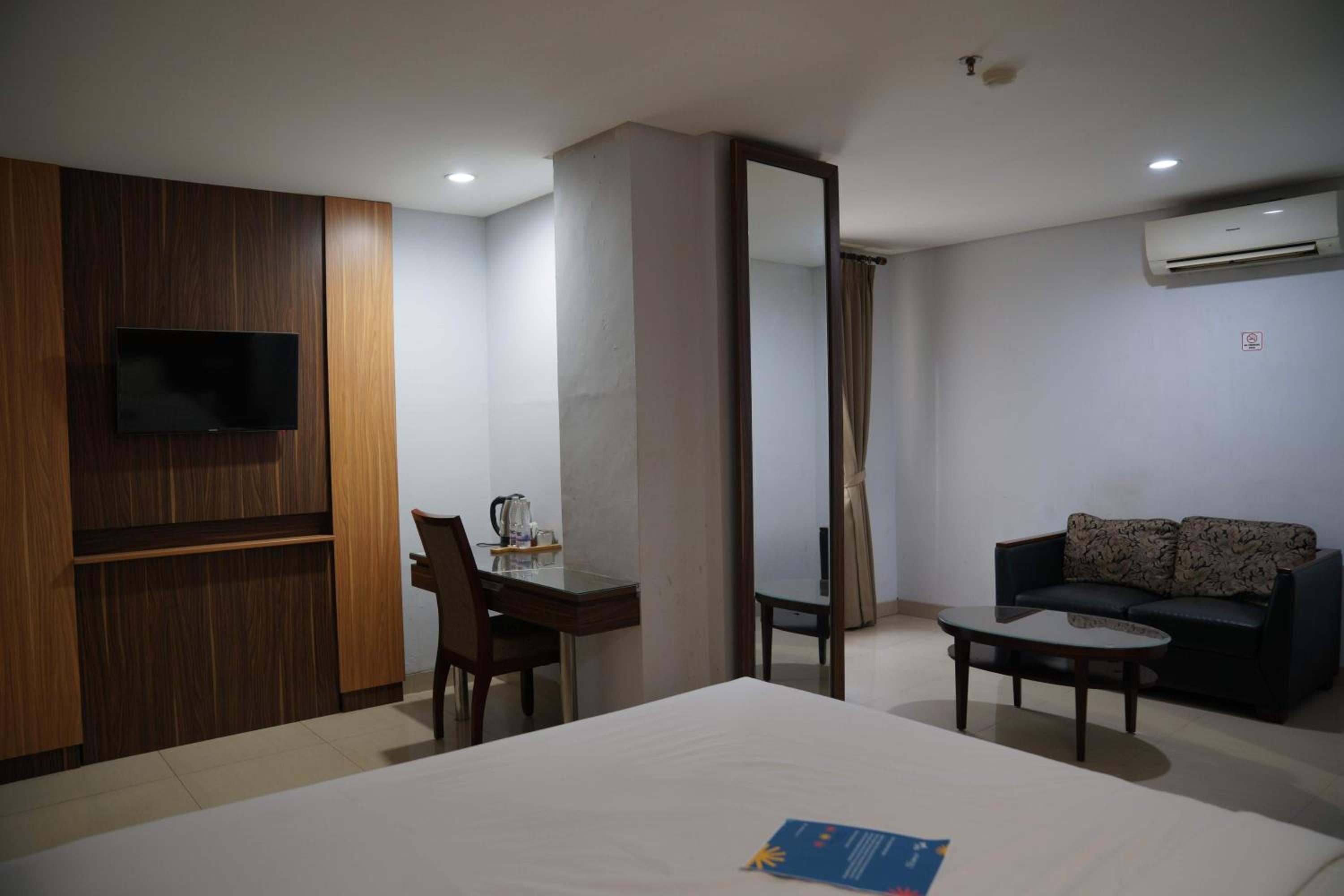 Standard Double Room - Photo 7
