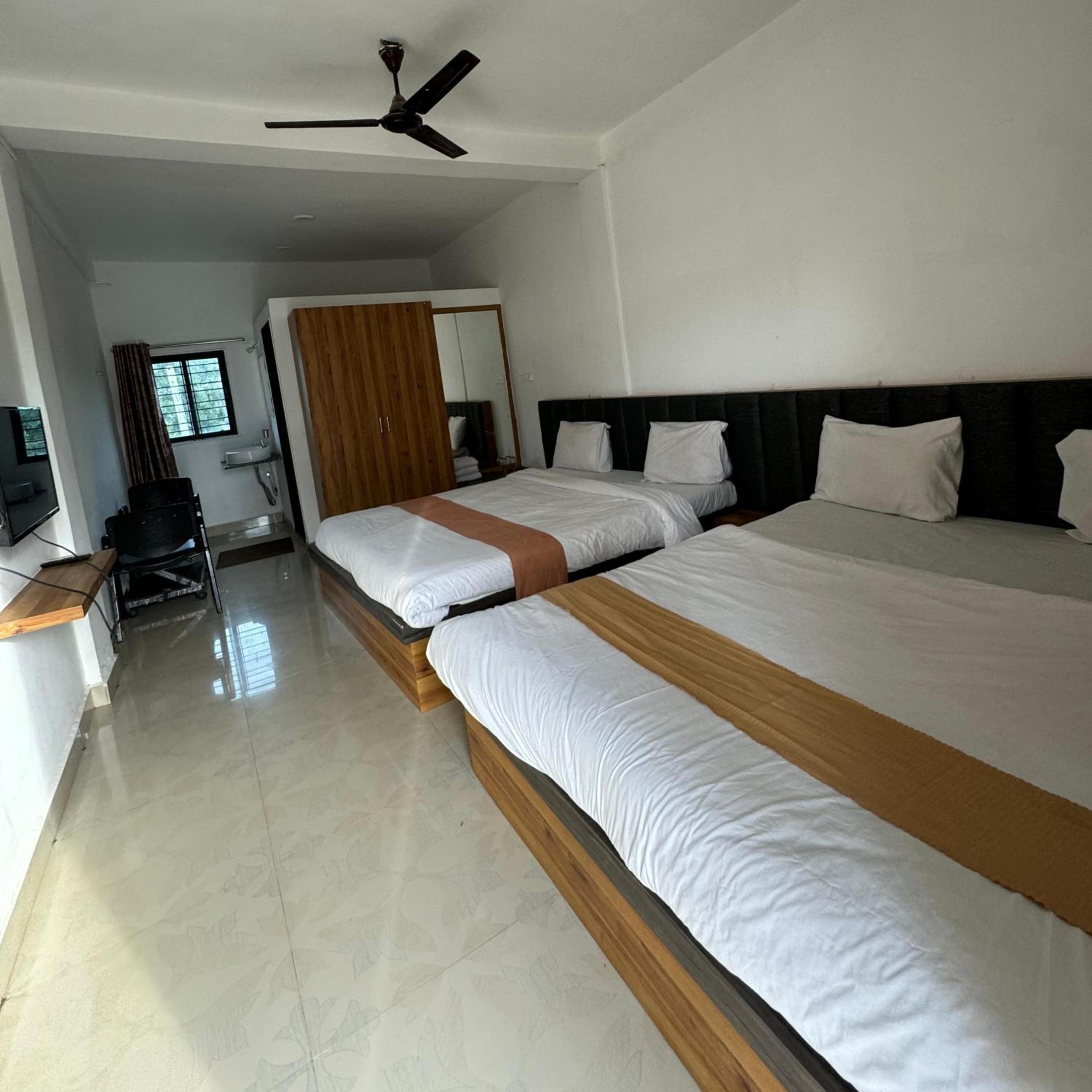 Deluxe Room - Photo 1